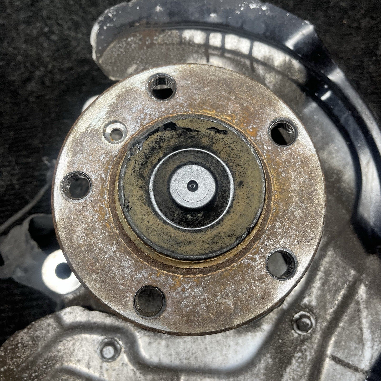 ☑️ 14-17 BMW F22 F23 M235i Front Right Passenger Spindle Knuckle Hub RWD OEM