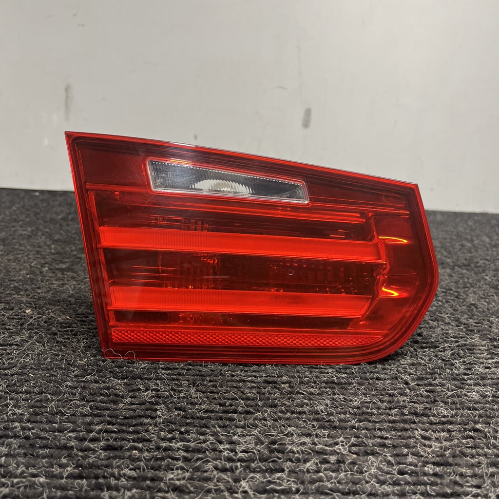 ☑️ 12-15 OEM BMW F30 F80 M3 Sedan Rear Left Driver Side Inner Trunk Tail Light