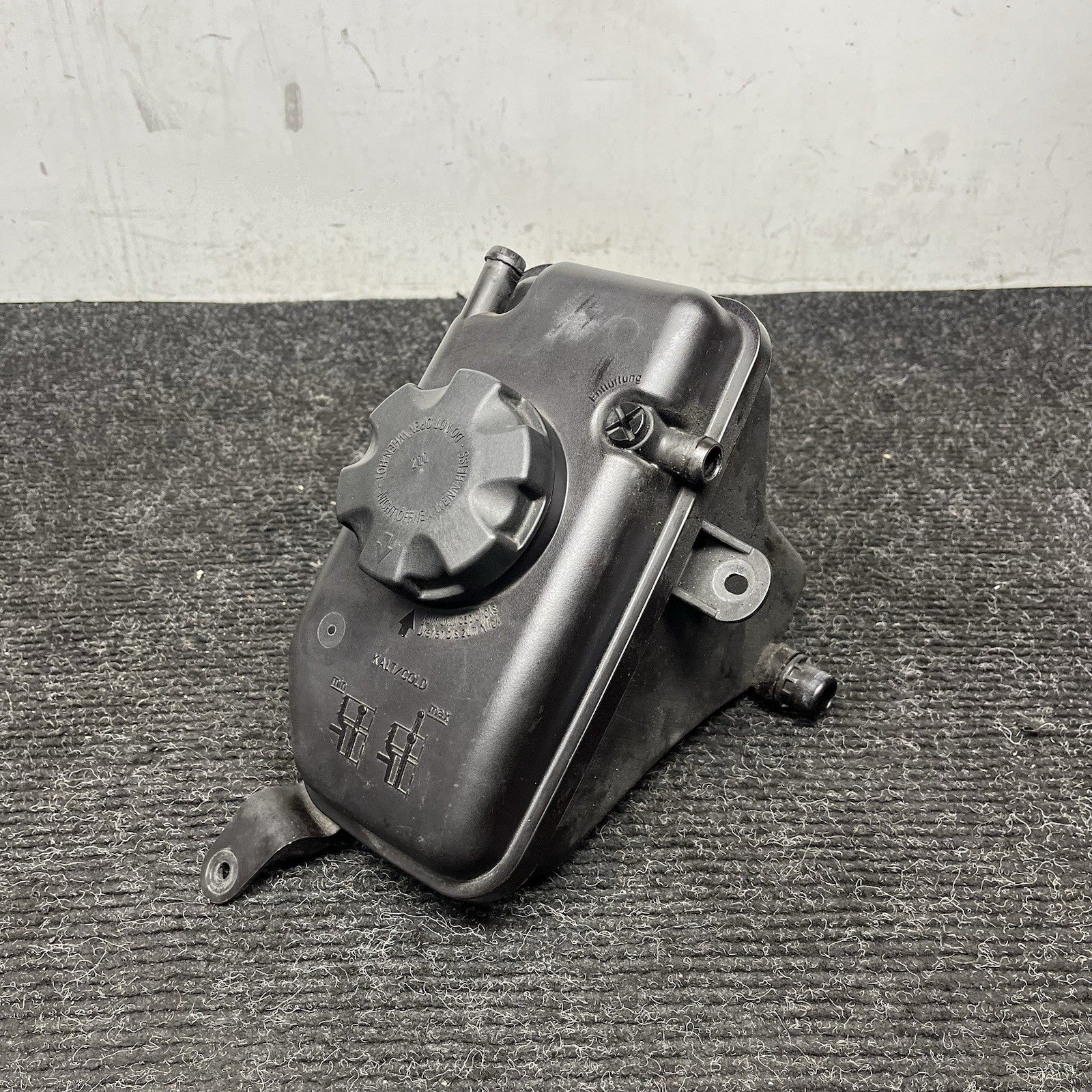 ☑️08-13 OEM BMW M3 E90 E92 E93 Coolant Water Expansion Tank Reservoir S65 Engine