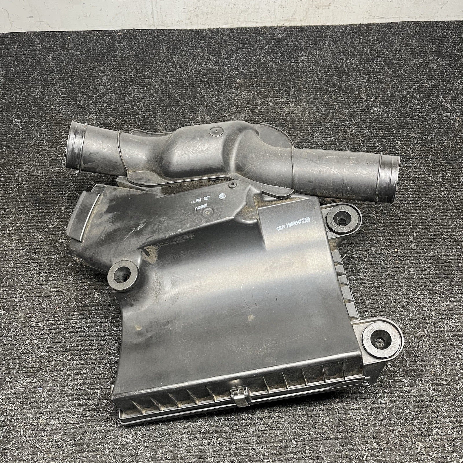 ☑️ 07-13 OEM BMW E82 E88 E90 E92 E93 335 N54 AirBox Air Box Filter Housing