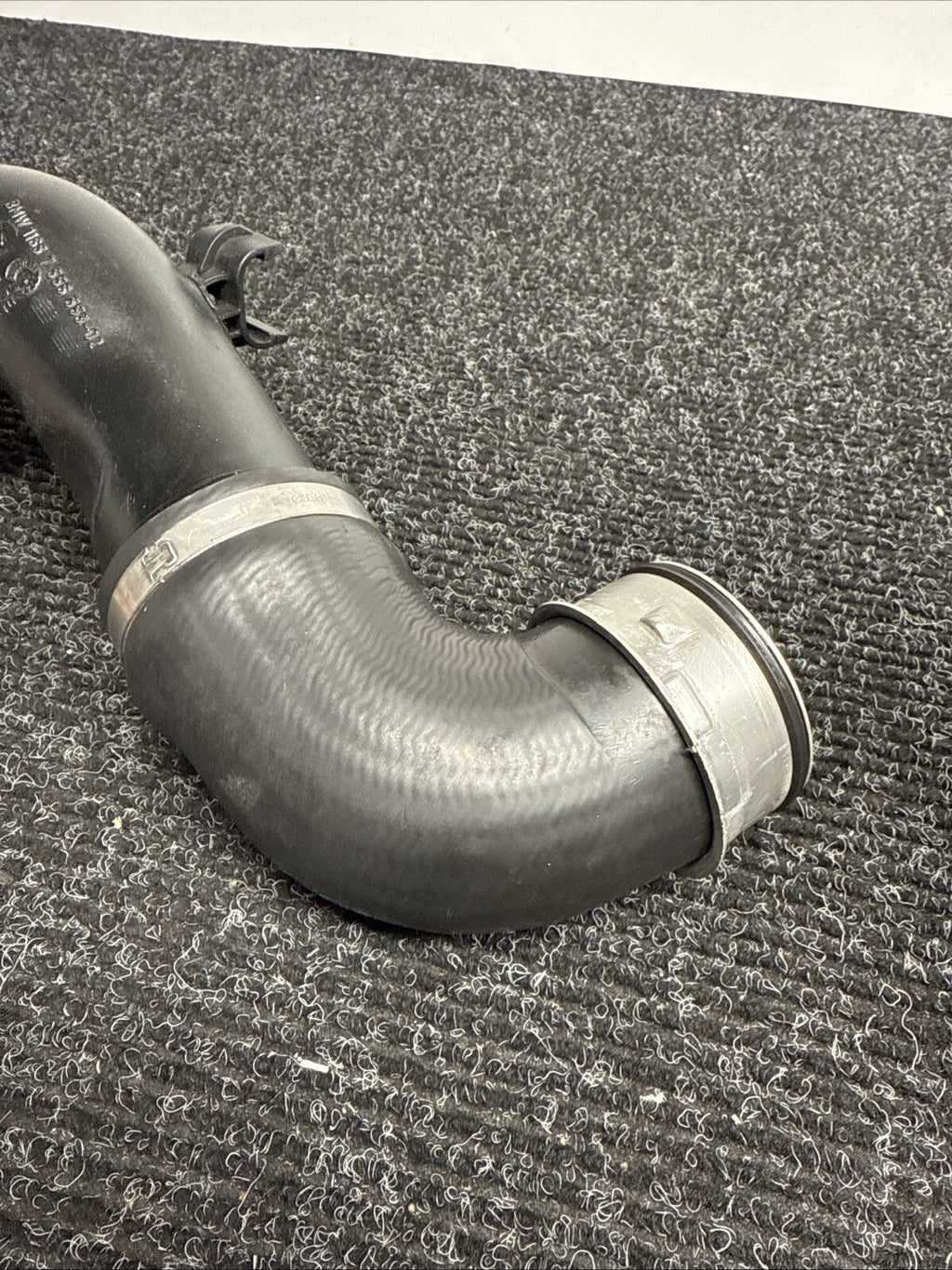 ☑️ 07-13 Bmw E90 135 335 Left Side Intercooler Charge Pipe Intake Pipe Tube Oem
