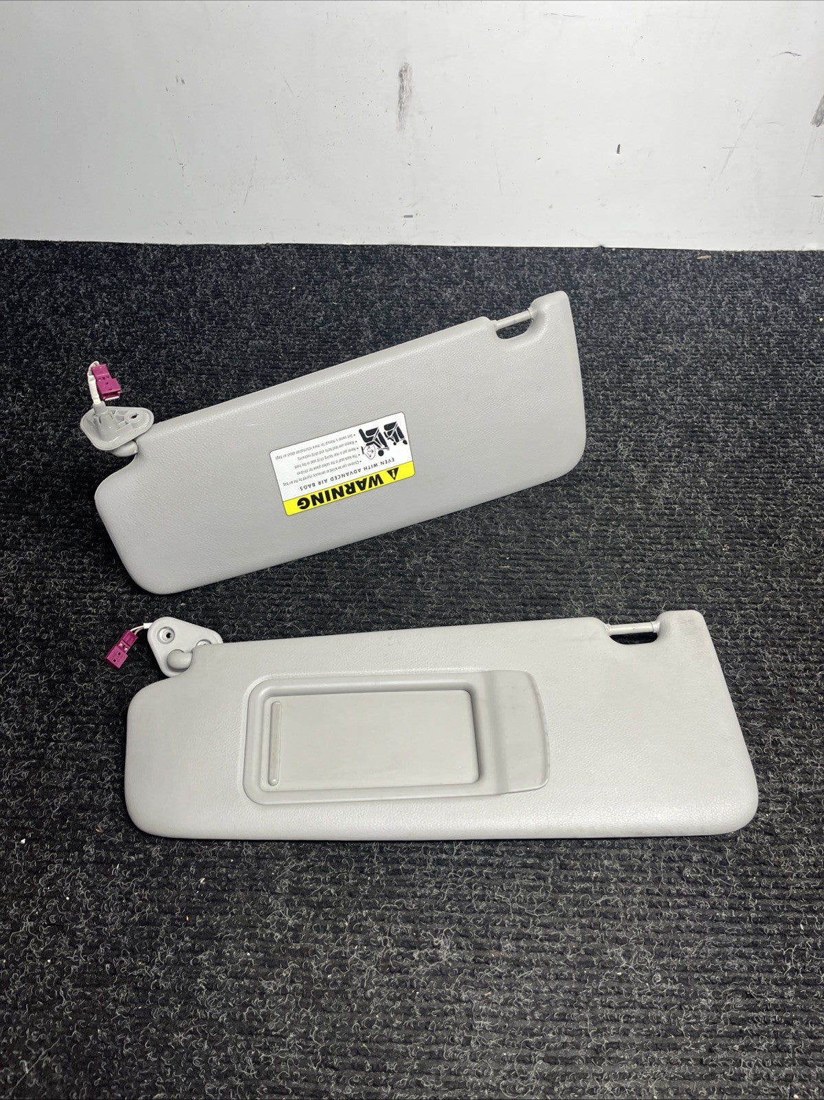 ☑️ 2006-2011 BMW E90 Sun Visor Shade Set Visors Left Right Pair Gray OEM