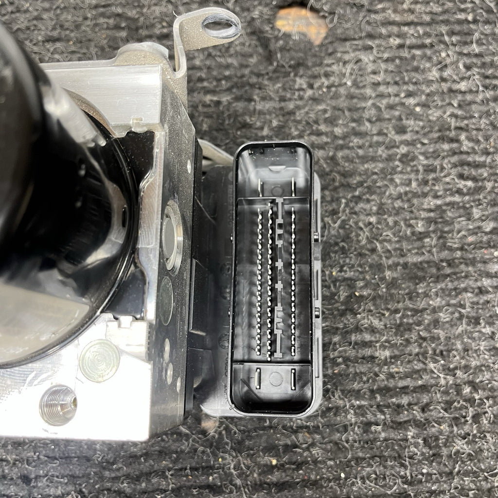 ☑️ OEM BMW E82 E90 E92 RWD ABS Pump Anti Lock DSC Dynamic Stability Control
