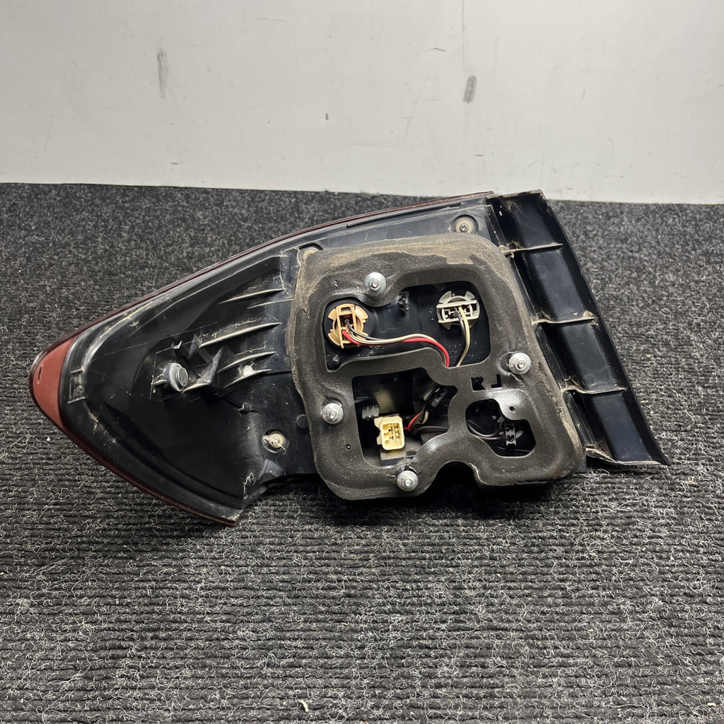 ☑️08-14 OEM Subaru Impreza WRX STI Sedan Passenger Side Left Tail Light SMOKED