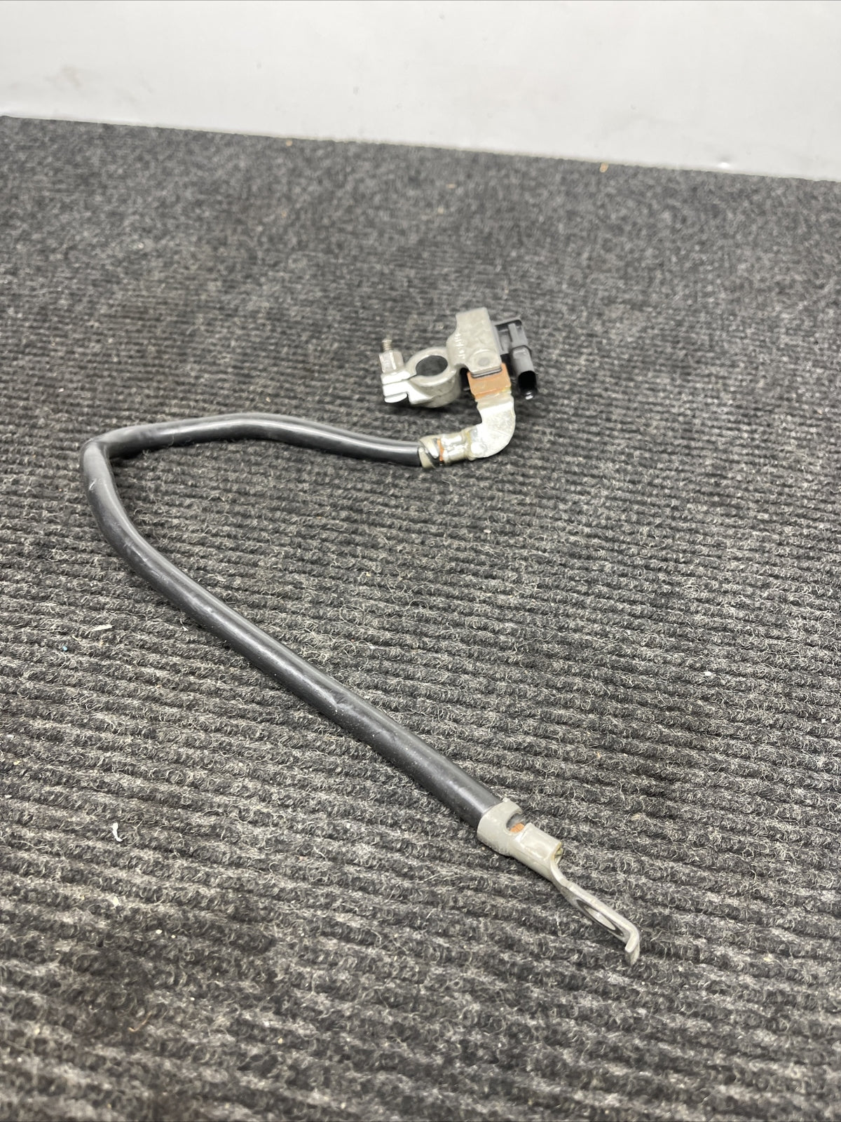 ✅ 08-13 OEM BMW E82 E88 128 135 Battery Negative Cable Terminal IBS Ground