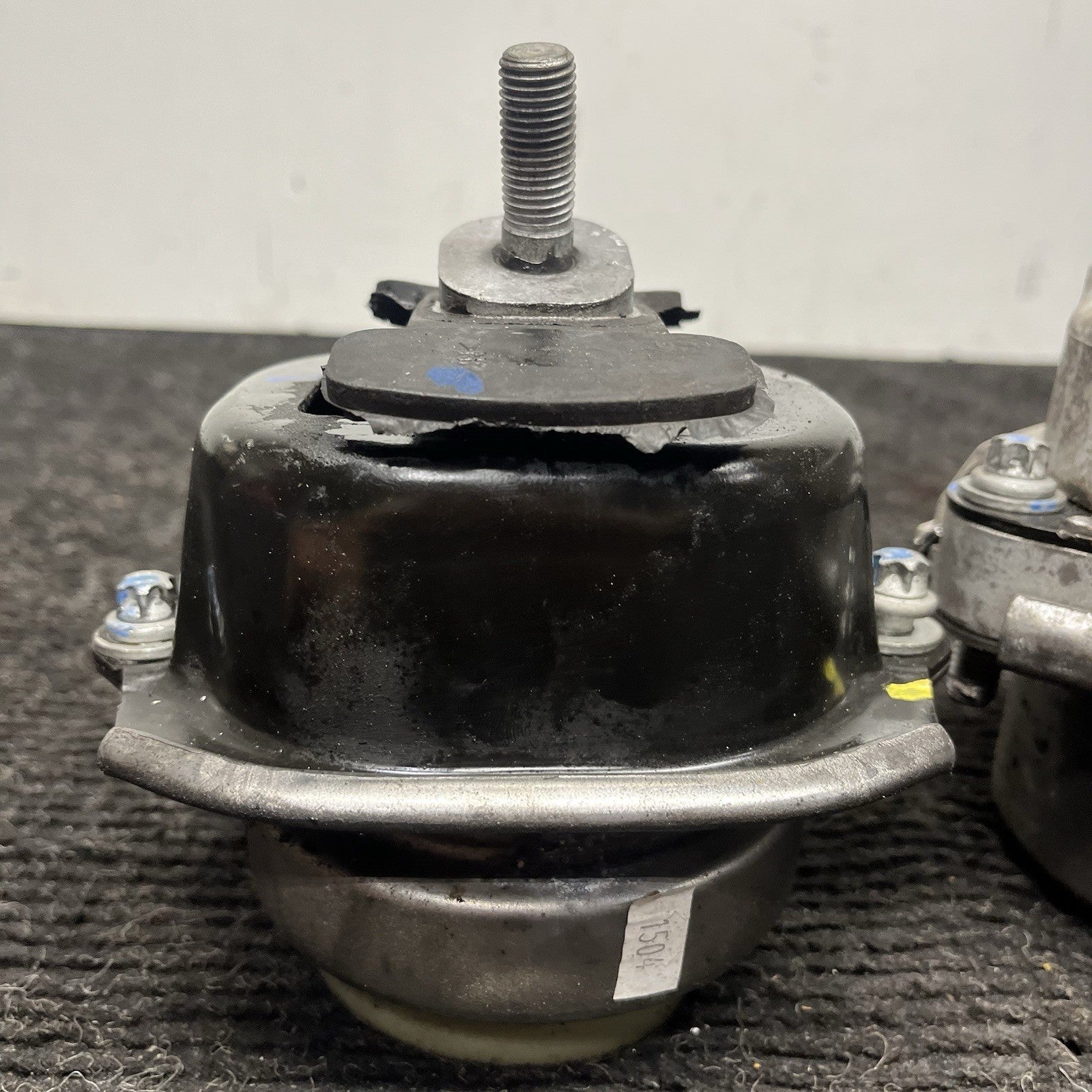 ☑️10-19 BMW E70 E71 X5 X6 XDRIVE35I Front Engine Motor Mount Bracket 6780260 OEM