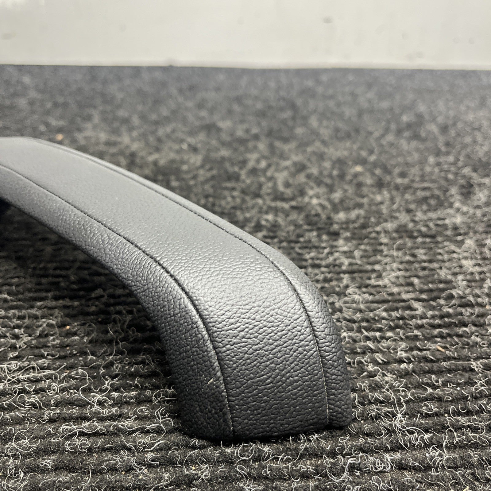 ☑️ 14-19 Maserati Ghibli Rear Right Side Door Panel Handle Cover Trim Black Oem
