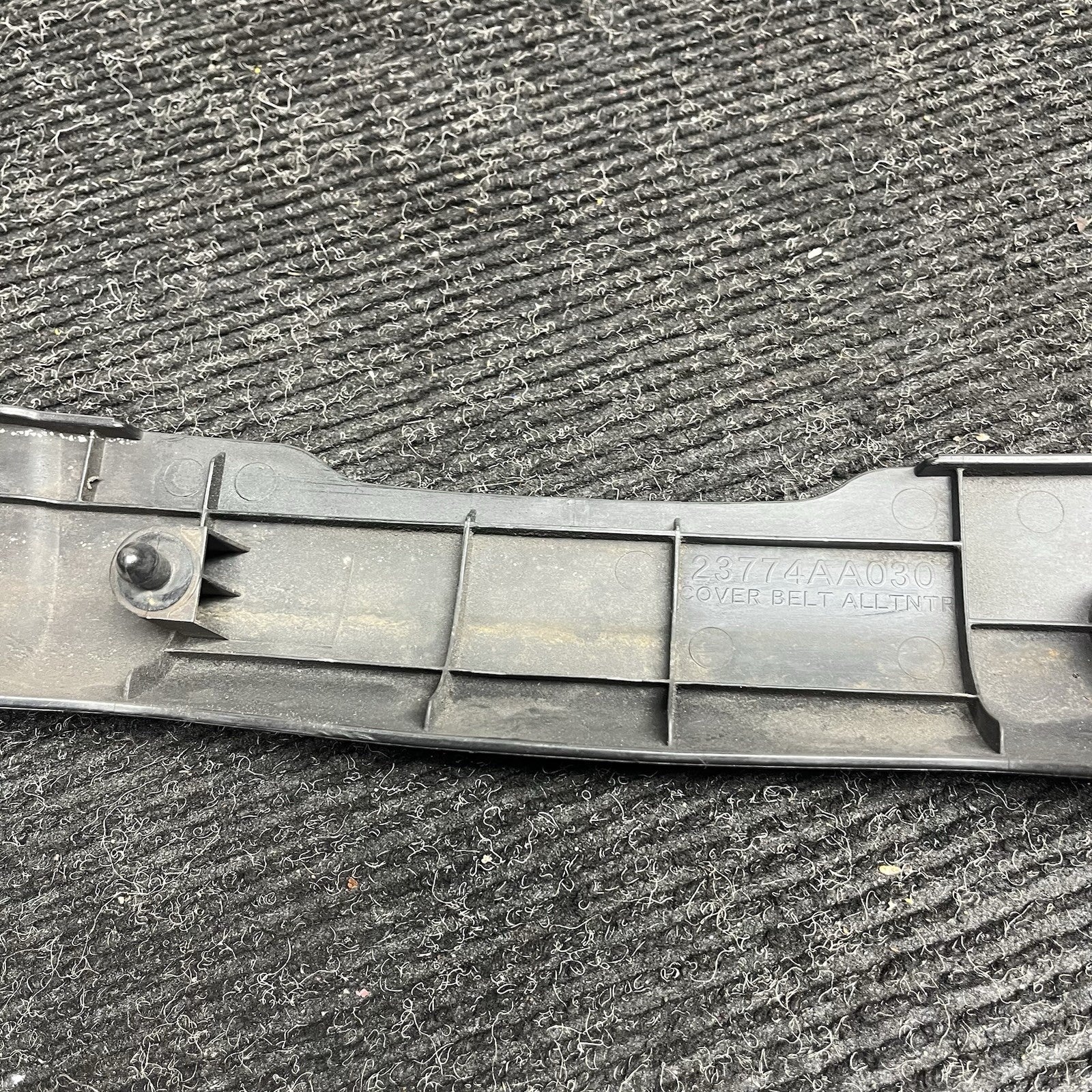 ☑️ 2008-2014 Subaru Impreza WRX STI Alternator Cover Belt Trim OEM 23774AA030