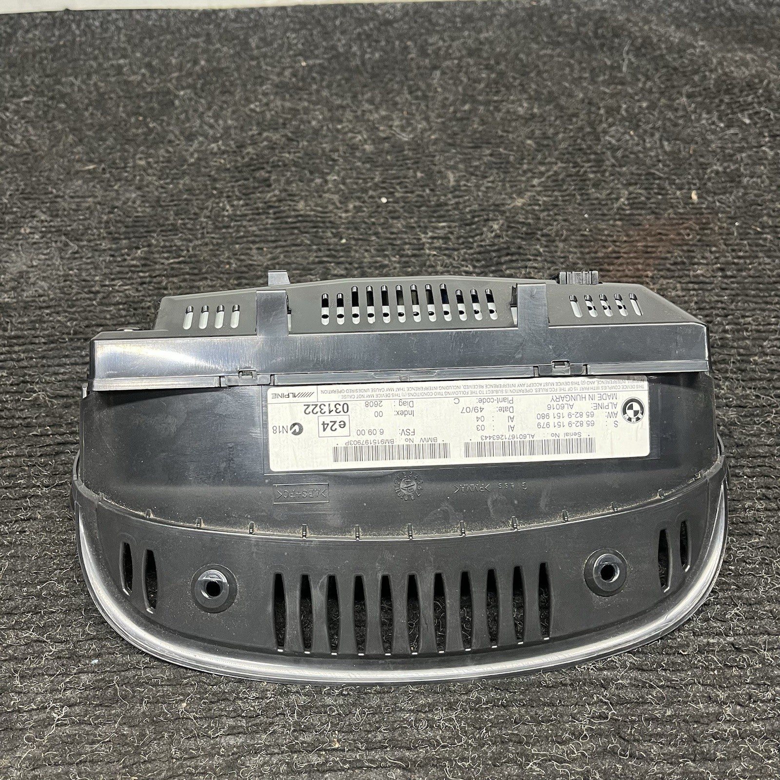 ☑️ 2008-2013 BMW M3 E92 E93 E90 NAVIGATION RADIO SCREEN MONITOR DISPLAY 9151979