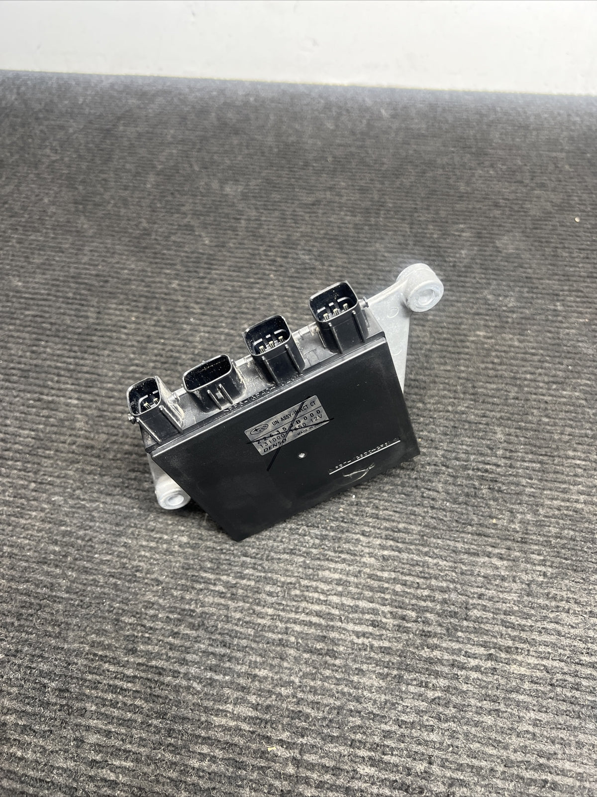 ☑️ 2013 OEM Subaru BRZ Scion FRS fuel injection module 22635-JB000