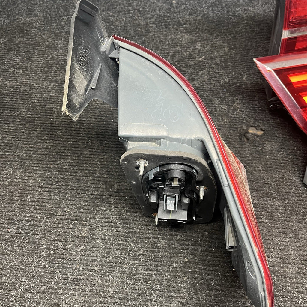 ☑️ BMW X5 E70 2010–2013 Lci Tail Lights Inner & Outer Set (4pcs) OEM