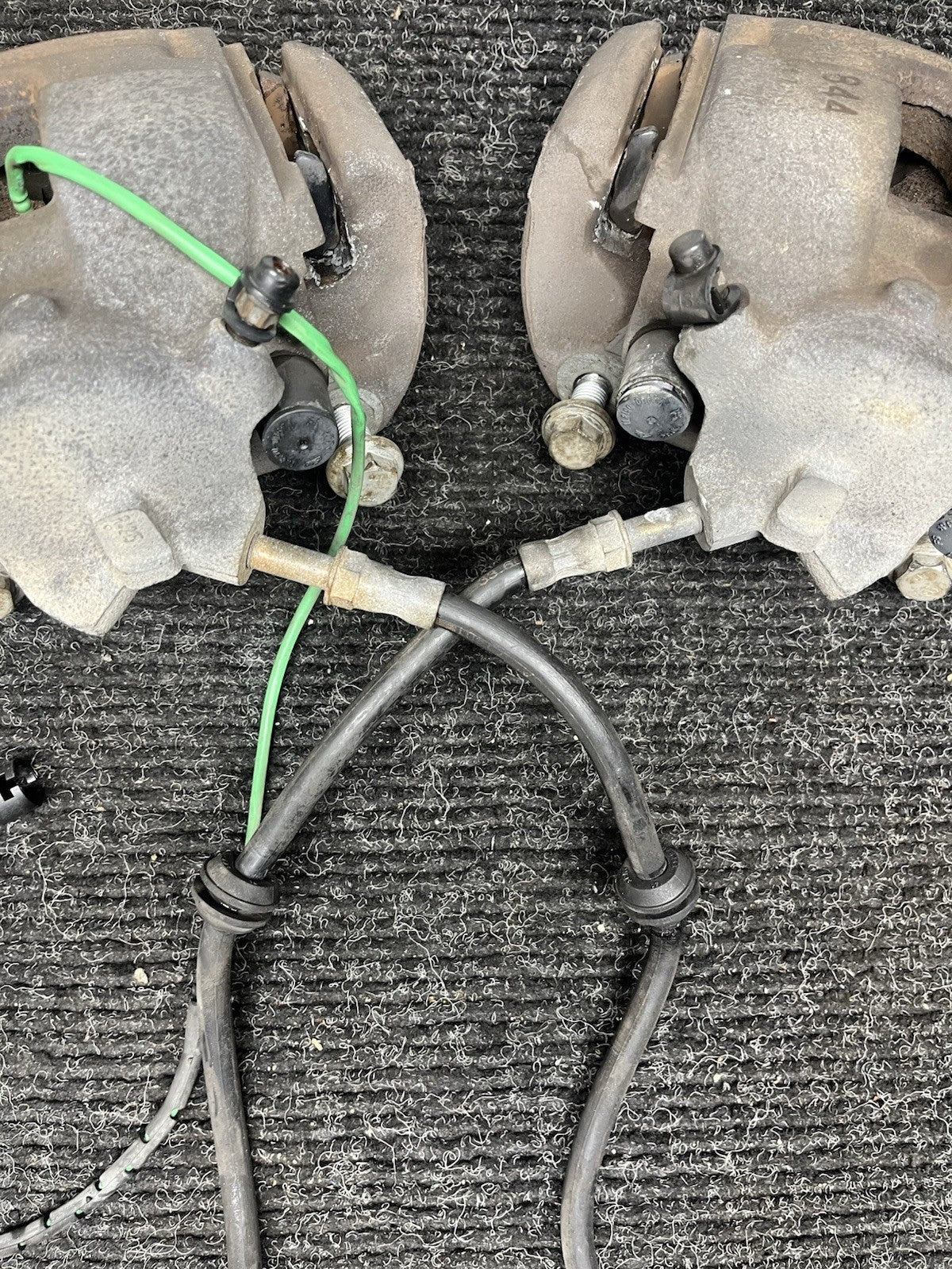 ☑️ 01-06 BMW E46 330i 330Ci RWD FRONT LEFT & RIGHT BRAKE CALIPER SET OEM