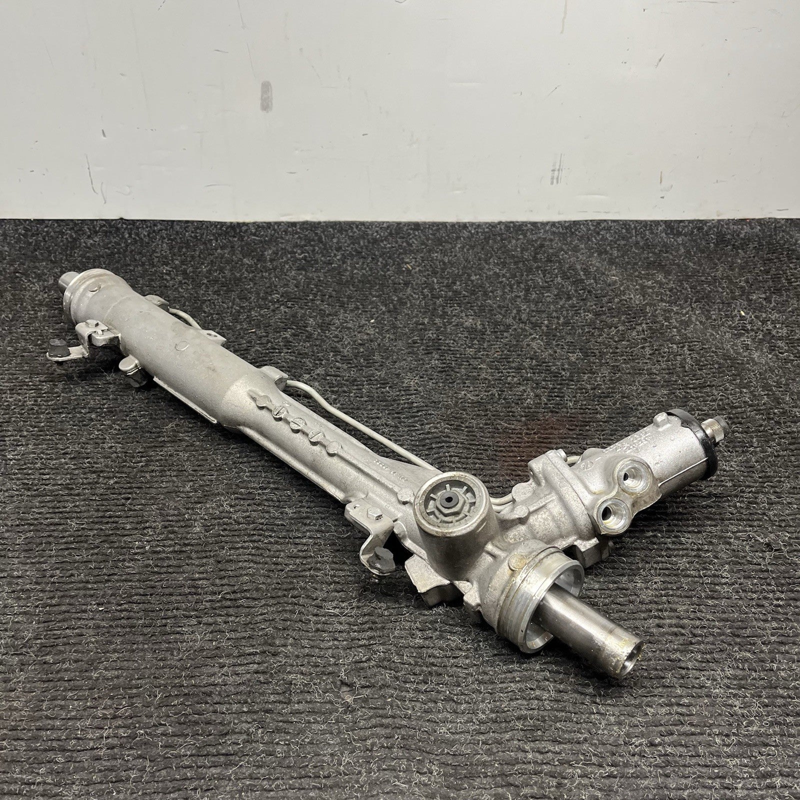 ☑️ 06-13 OEM BMW E88 E90 E92 E93 335 RWD Power Steering Gear Rack and Pinion