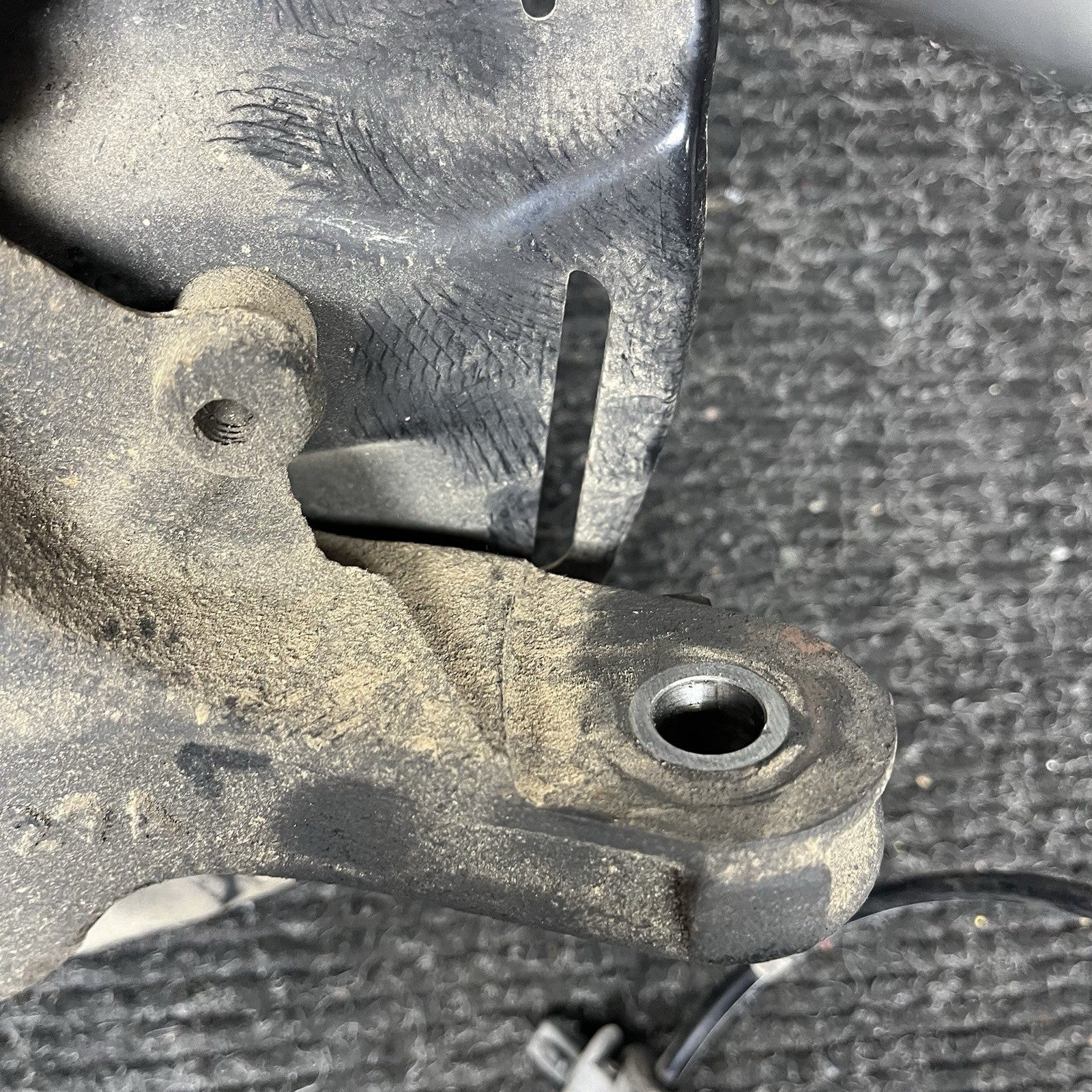 ☑️ 2013-2020 Scion FRS Subaru BRZ 86 Front RH Right Pass Side Knuckle Hub OEM