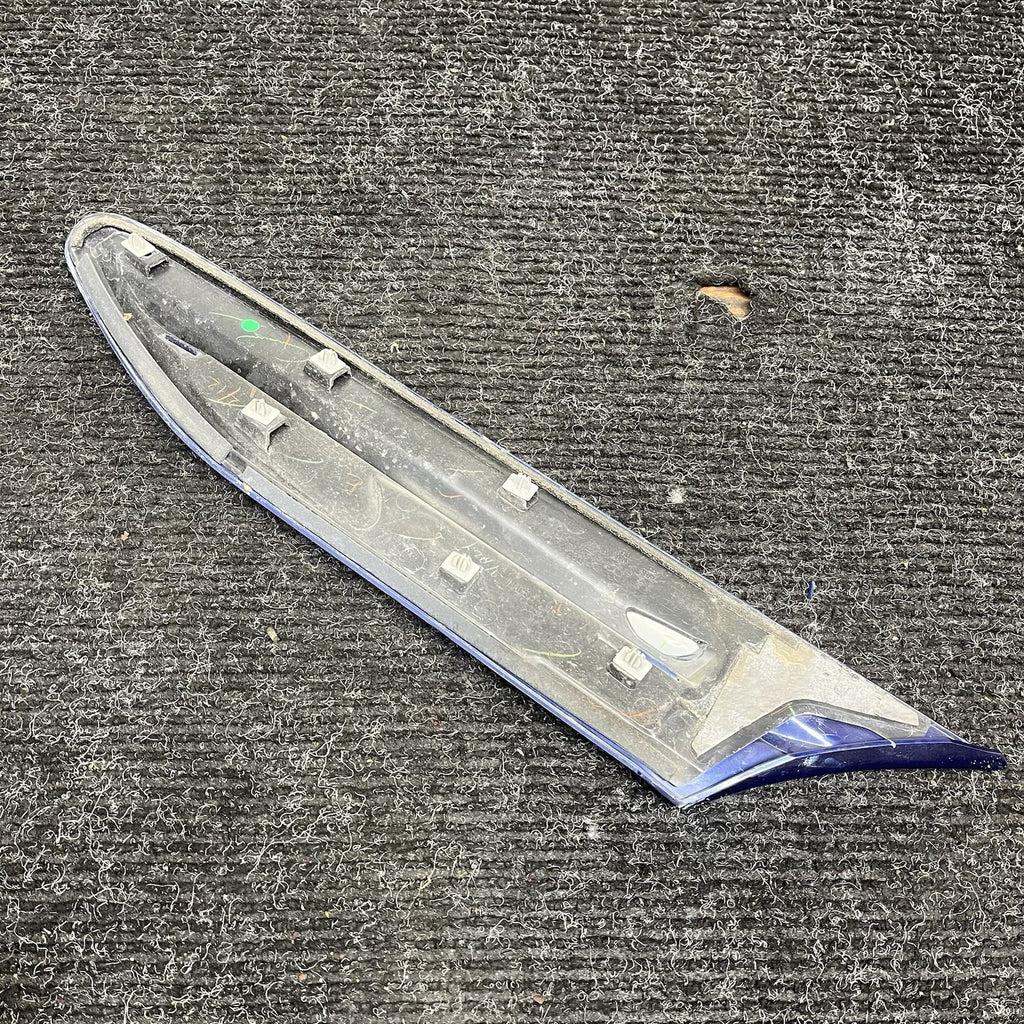 ☑️ 2017-2020 Toyota 86 TRD Right Passenger Fender Garnish Trim Grey Gray OEM