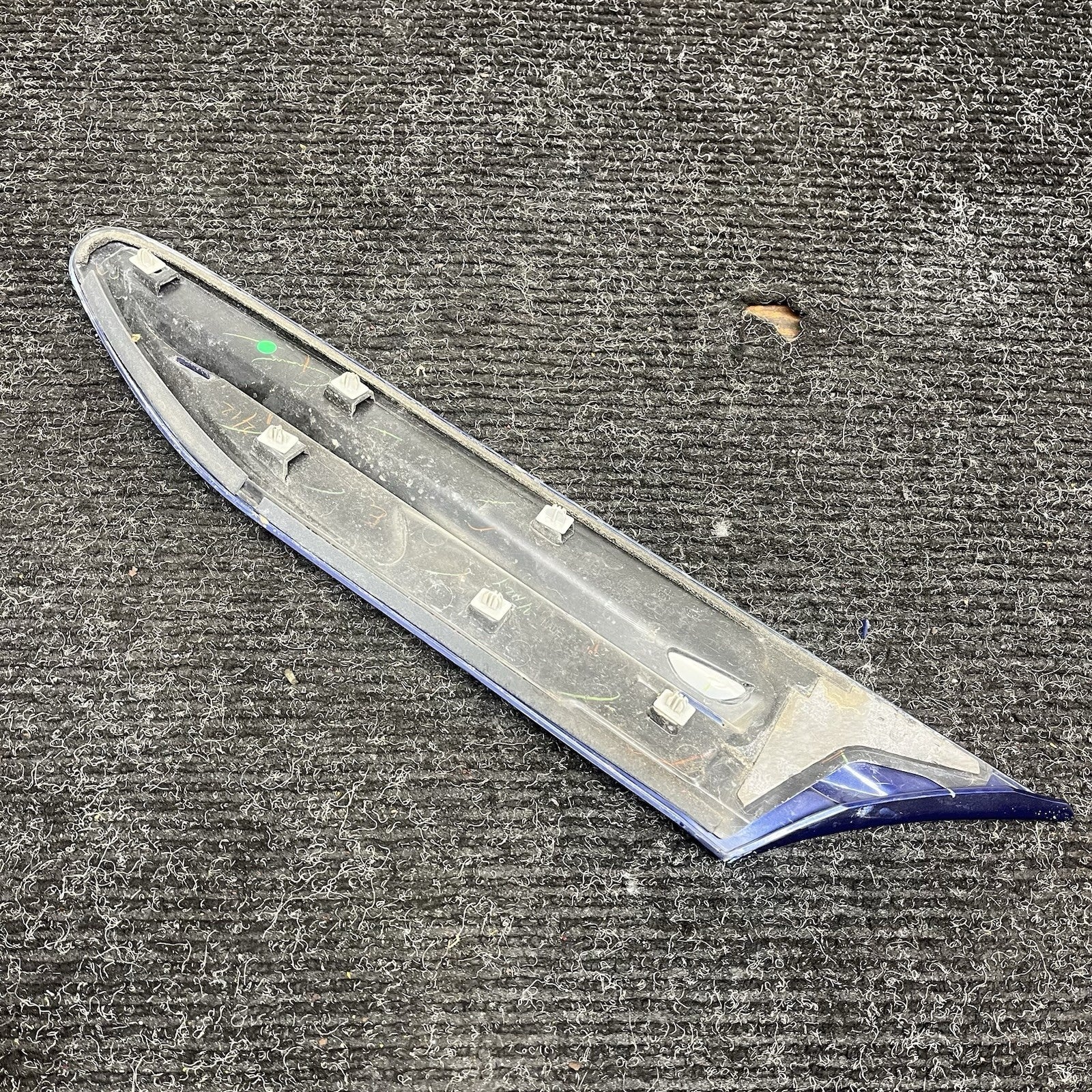 ☑️ 2017-2020 Toyota 86 TRD Right Passenger Fender Garnish Trim Grey Gray OEM