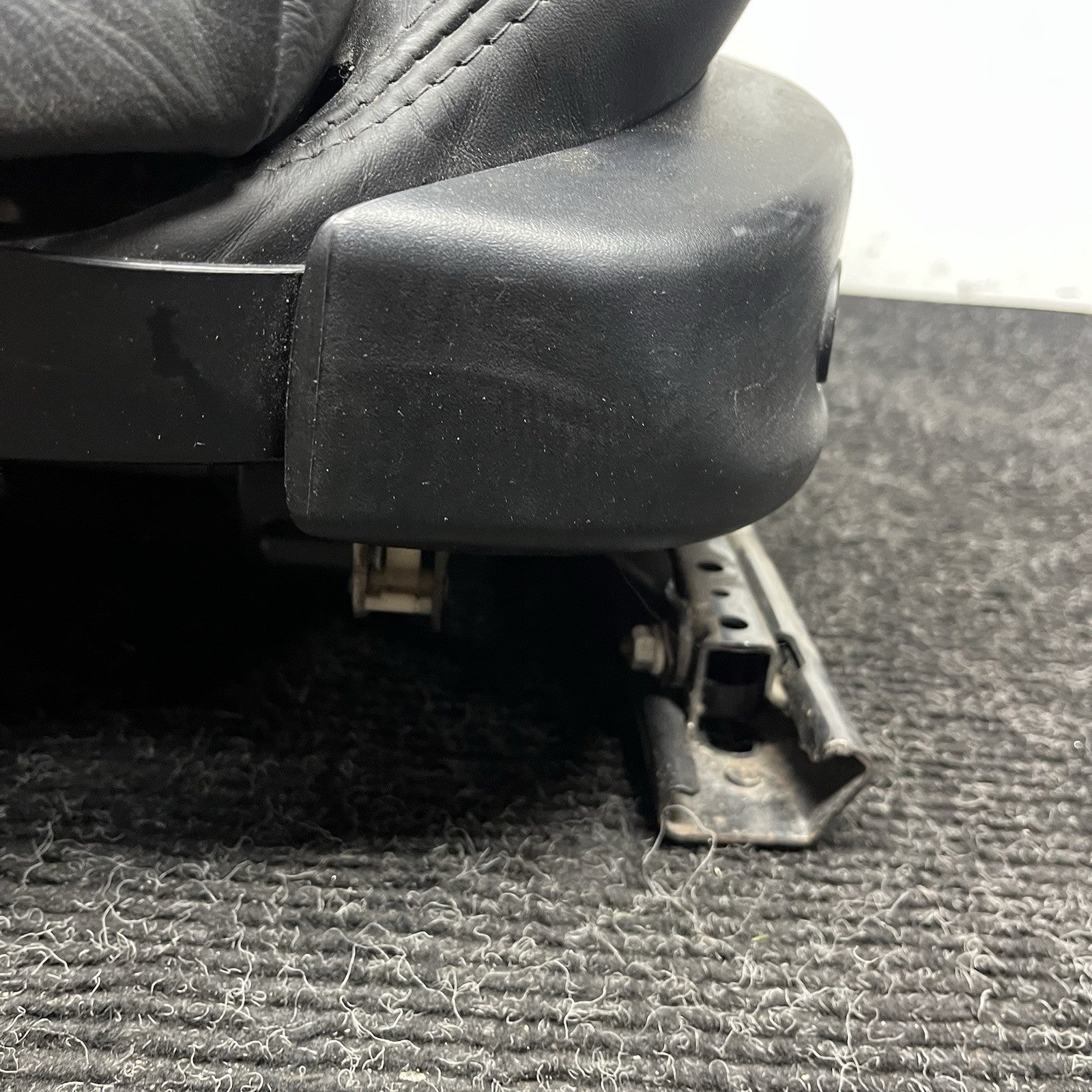 ☑️ OEM BMW E46 325CI 330CI Sedan Front Driver Left Seat Black