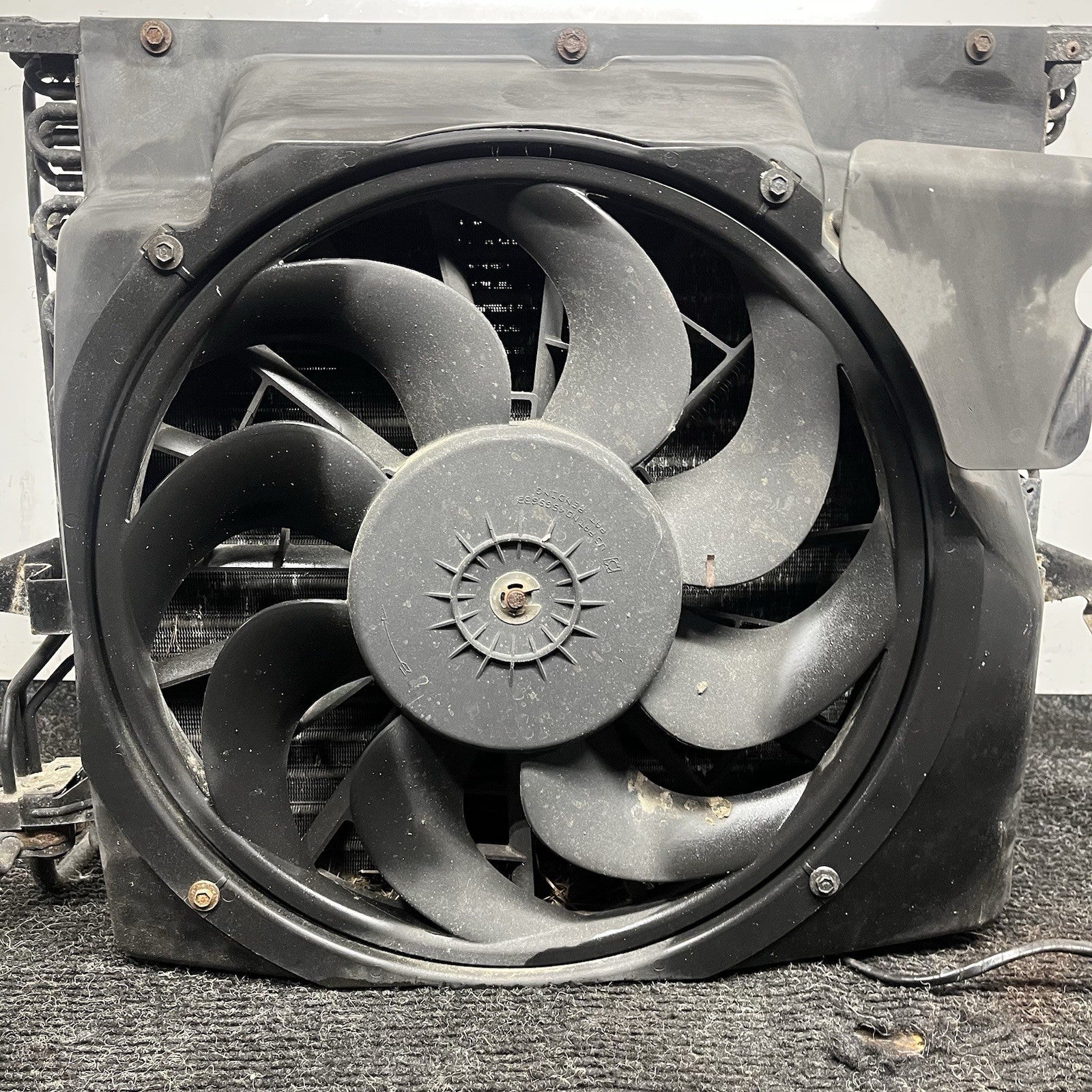 ☑️ 91-00 BMW E36 3 Series M3 AC Condenser Evaporator Fan Shroud Assembly OEM