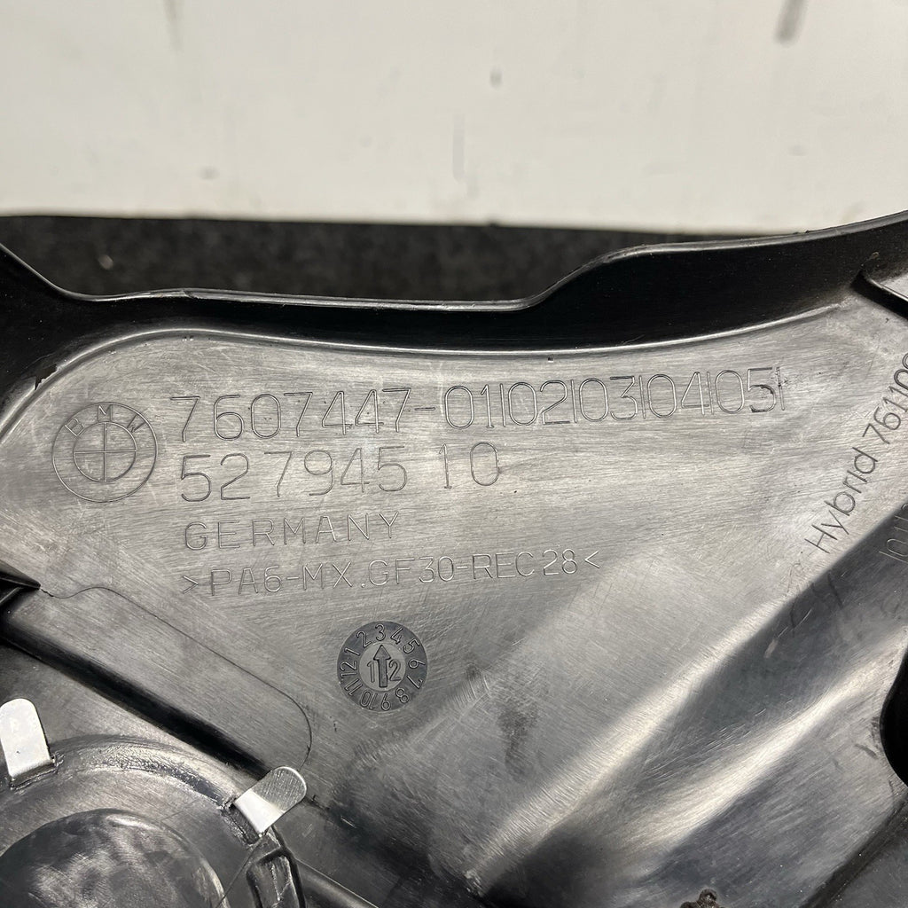 ☑️ BMW E70 X5 N55B30A Engine Cover 7607447