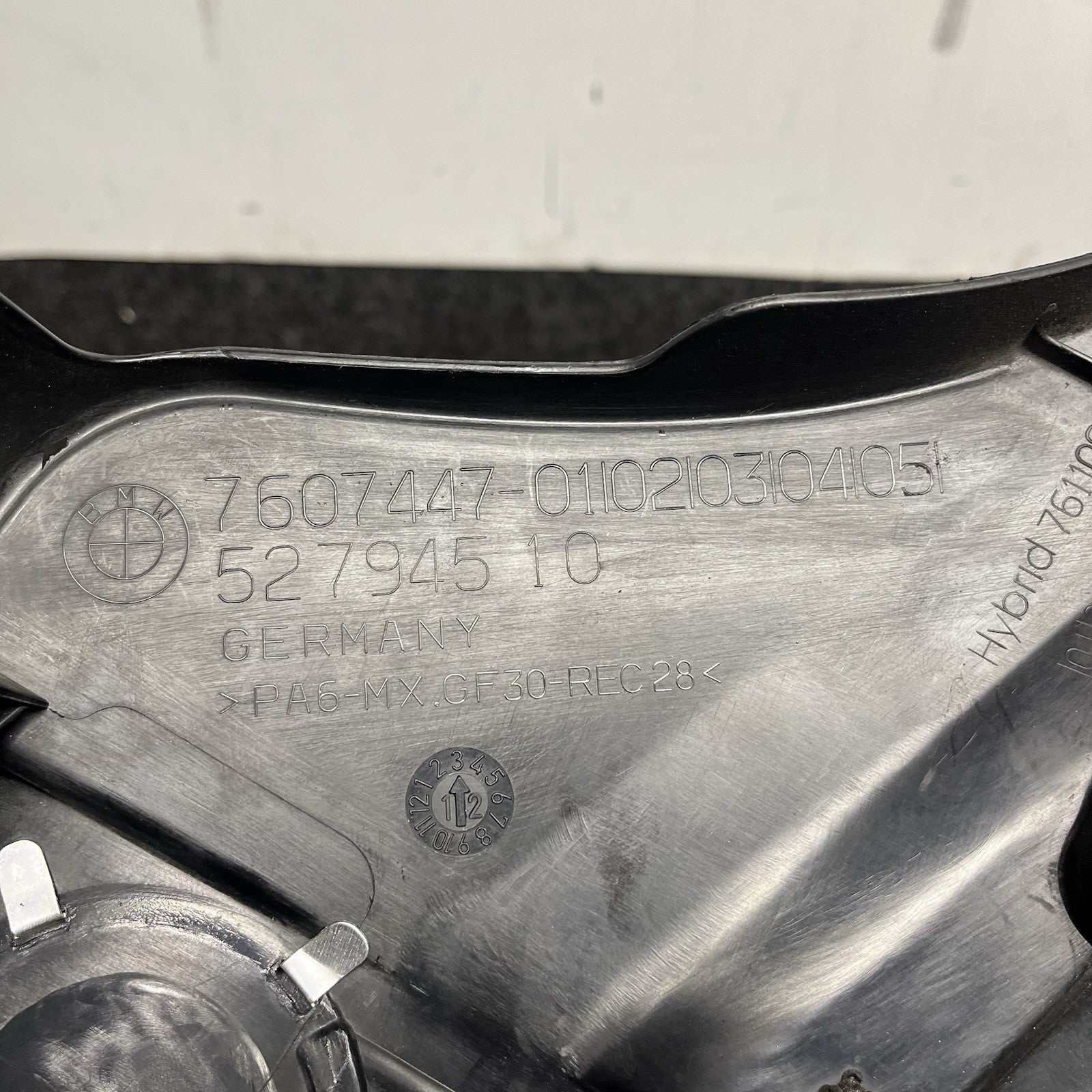 ☑️ BMW E70 X5 N55B30A Engine Cover 7607447