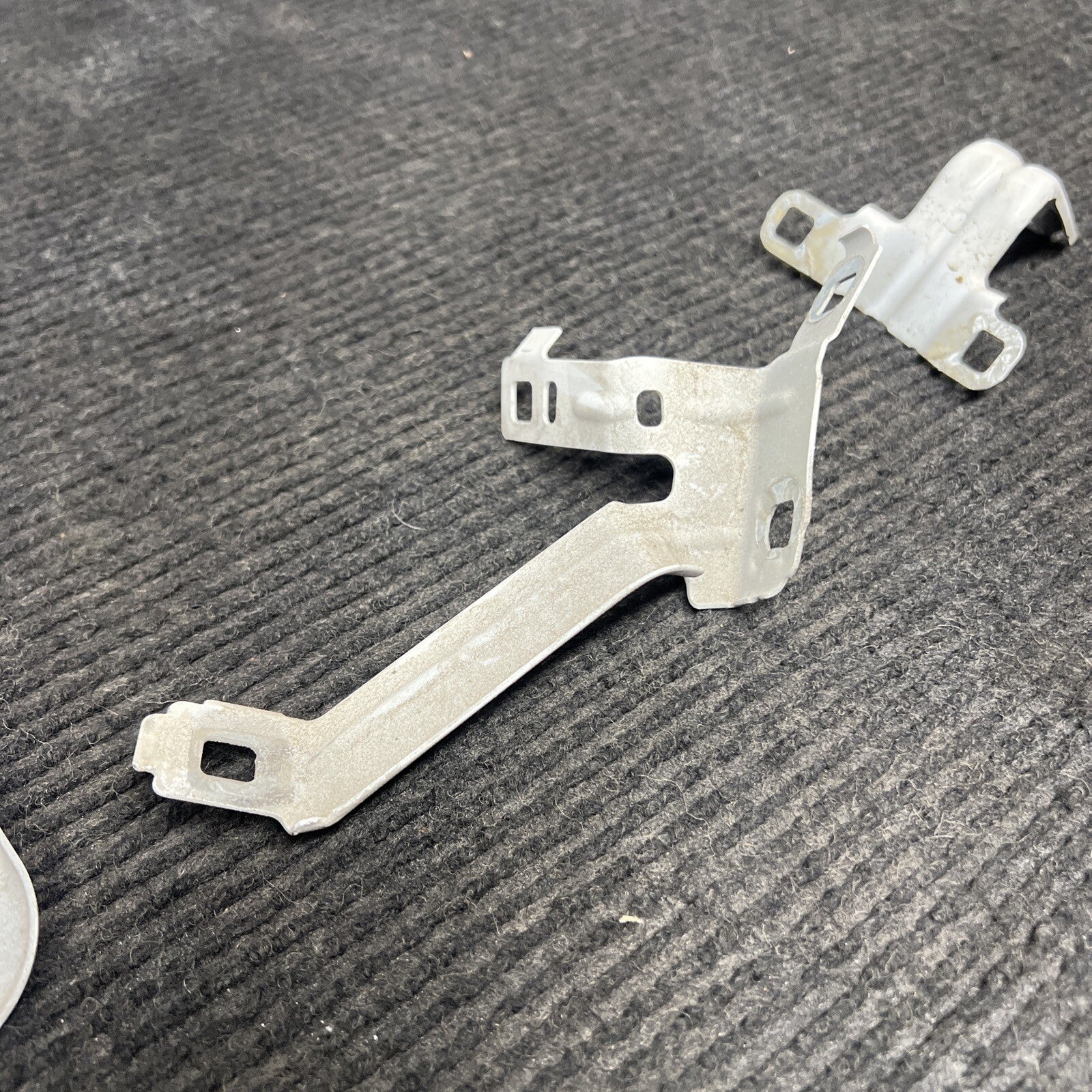 ☑️ 14-20 OEM BMW F22 F23 230 M235 Front Left Fender Wing Holder Brackets SET (3)