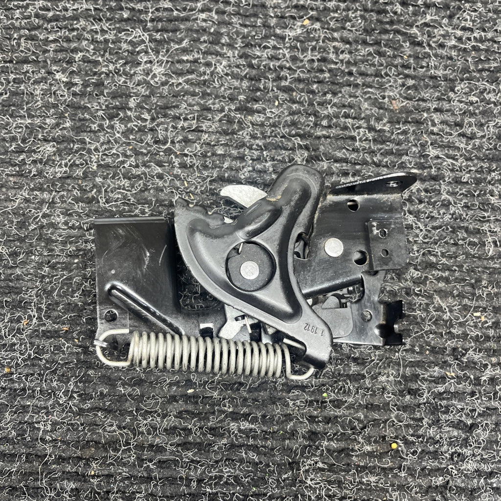 ☑️ 12-16 BMW 3 SERIES F30 BONNET LOCK CATCH MECHANISM RIGHT PASS SIDE 4895376-02