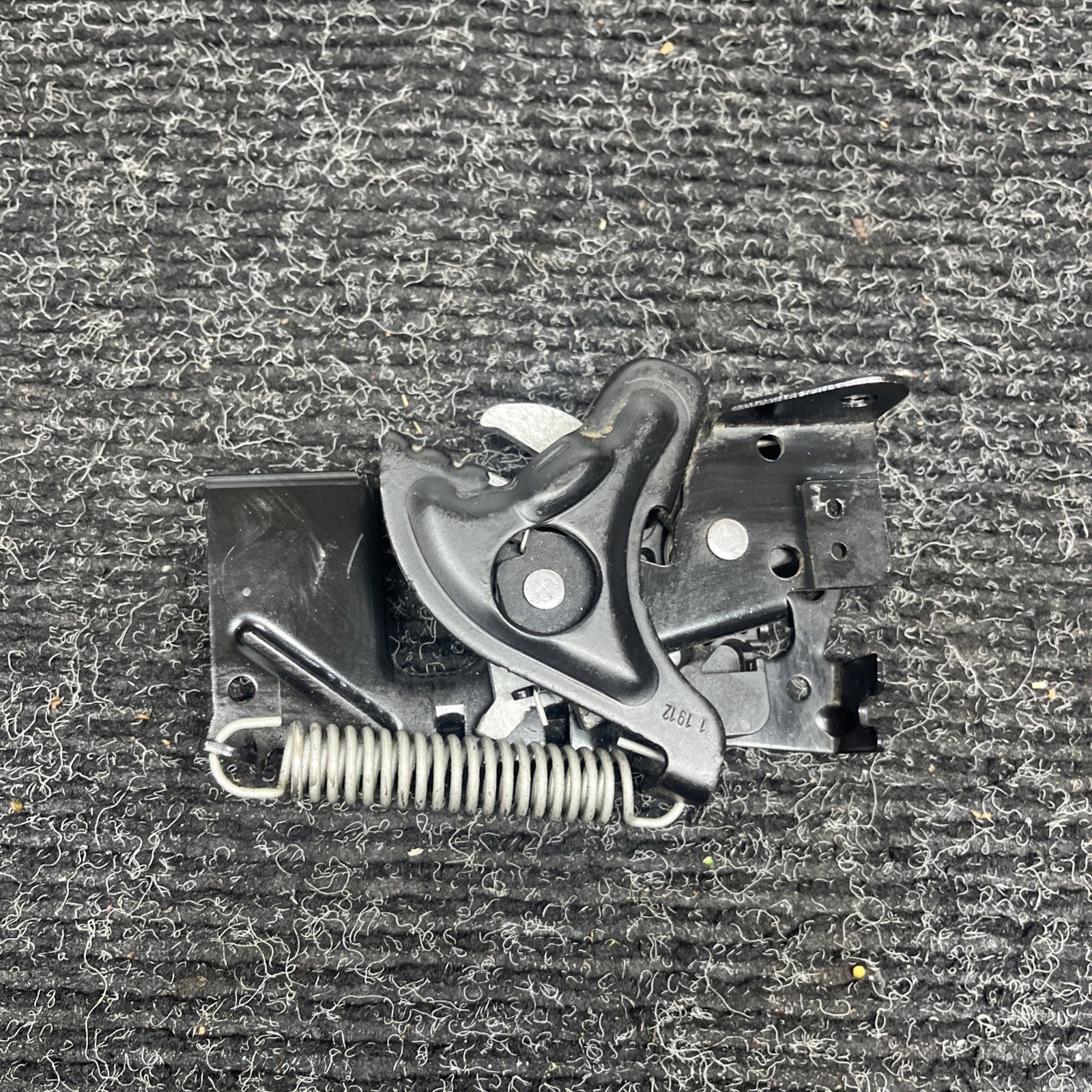 ☑️ 12-16 BMW 3 SERIES F30 BONNET LOCK CATCH MECHANISM RIGHT PASS SIDE 4895376-02
