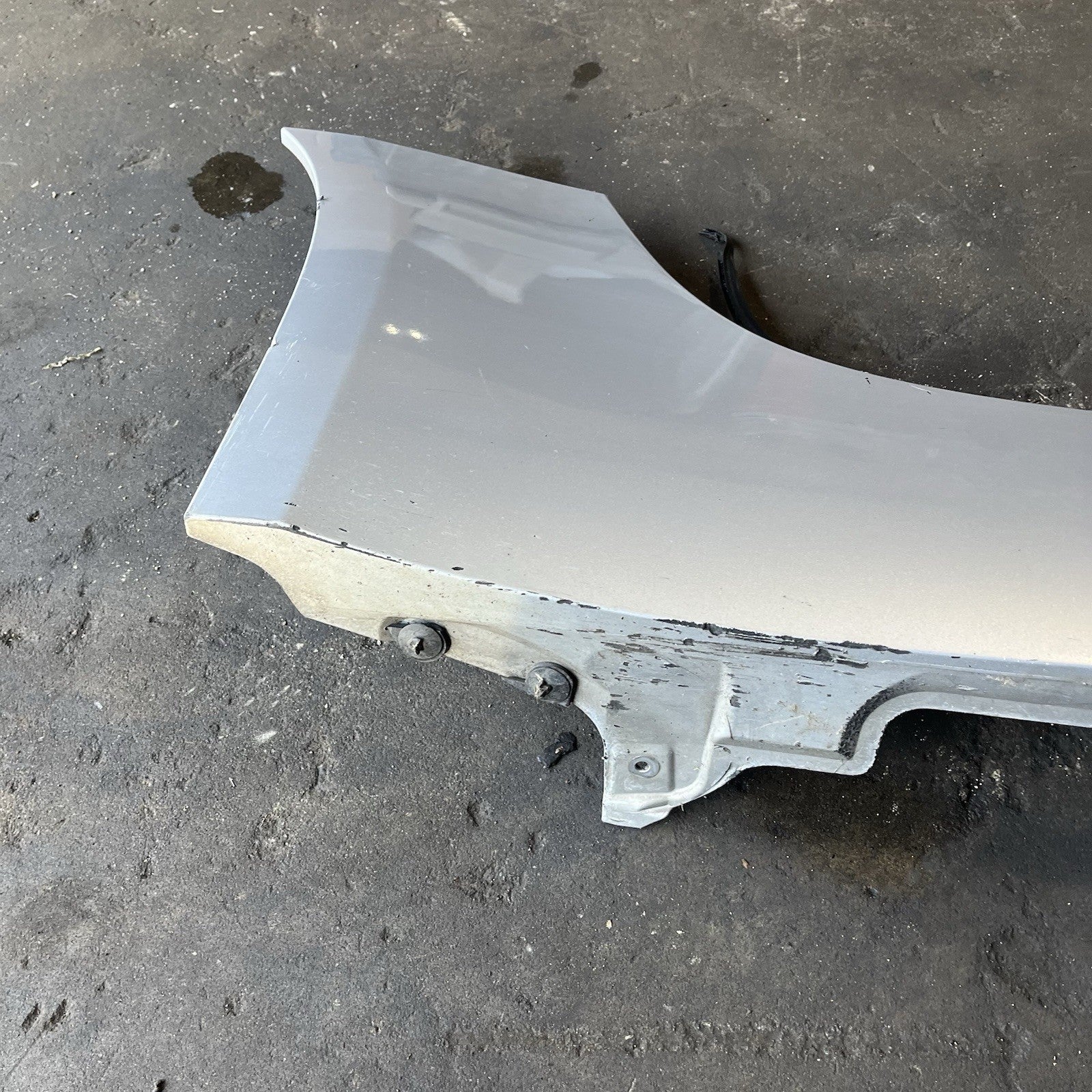 ☑️ 03-08 BMW E85 Z4 RIGHT SIDE SKIRT ROCKER PANEL MOLDING TITAN SILVER OEM