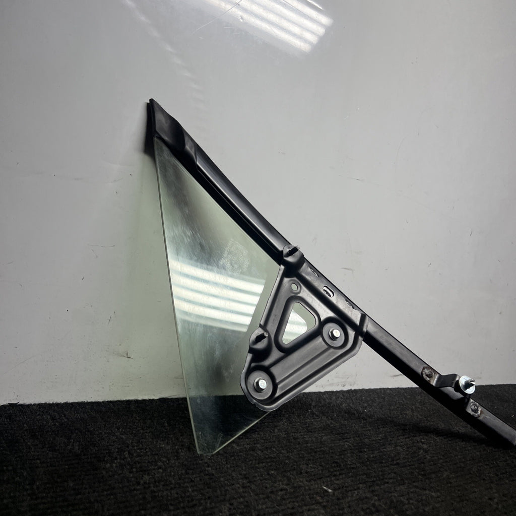 ☑️ 2013-2019 FRS 86 BRZ FRONT RIGHT PASS SIDE DOOR WINDOW CORNER GLASS OEM