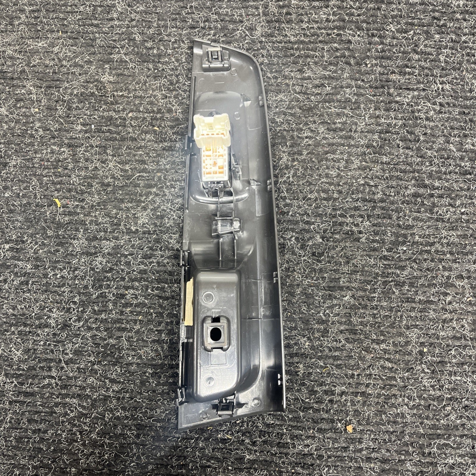 ☑️ 2011-2014 SUBARU WRX STI REAR RH Passenger WINDOW SWITCH TRIM. P/N 94266FG500