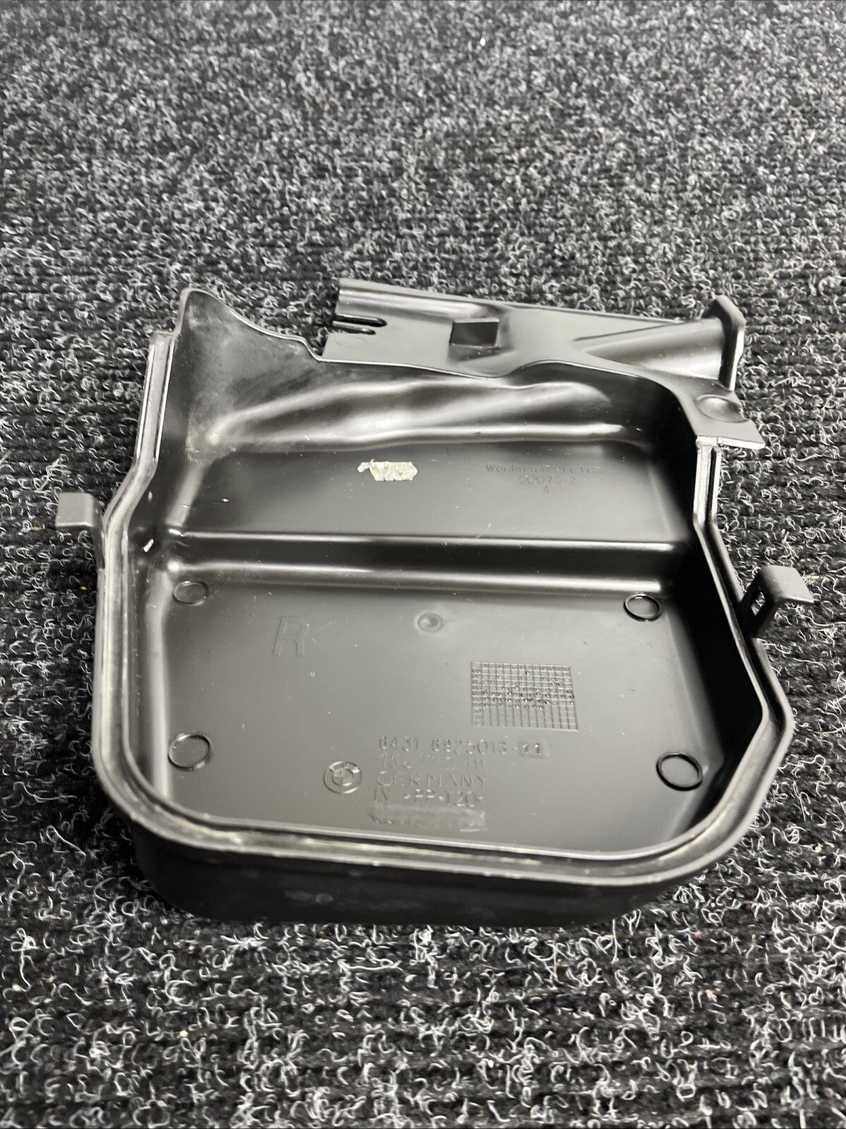 ☑️ 2006-2013 BMW 135I 328I 335I E90 E92 CABIN AIR FILTER DUCT COVER OEM