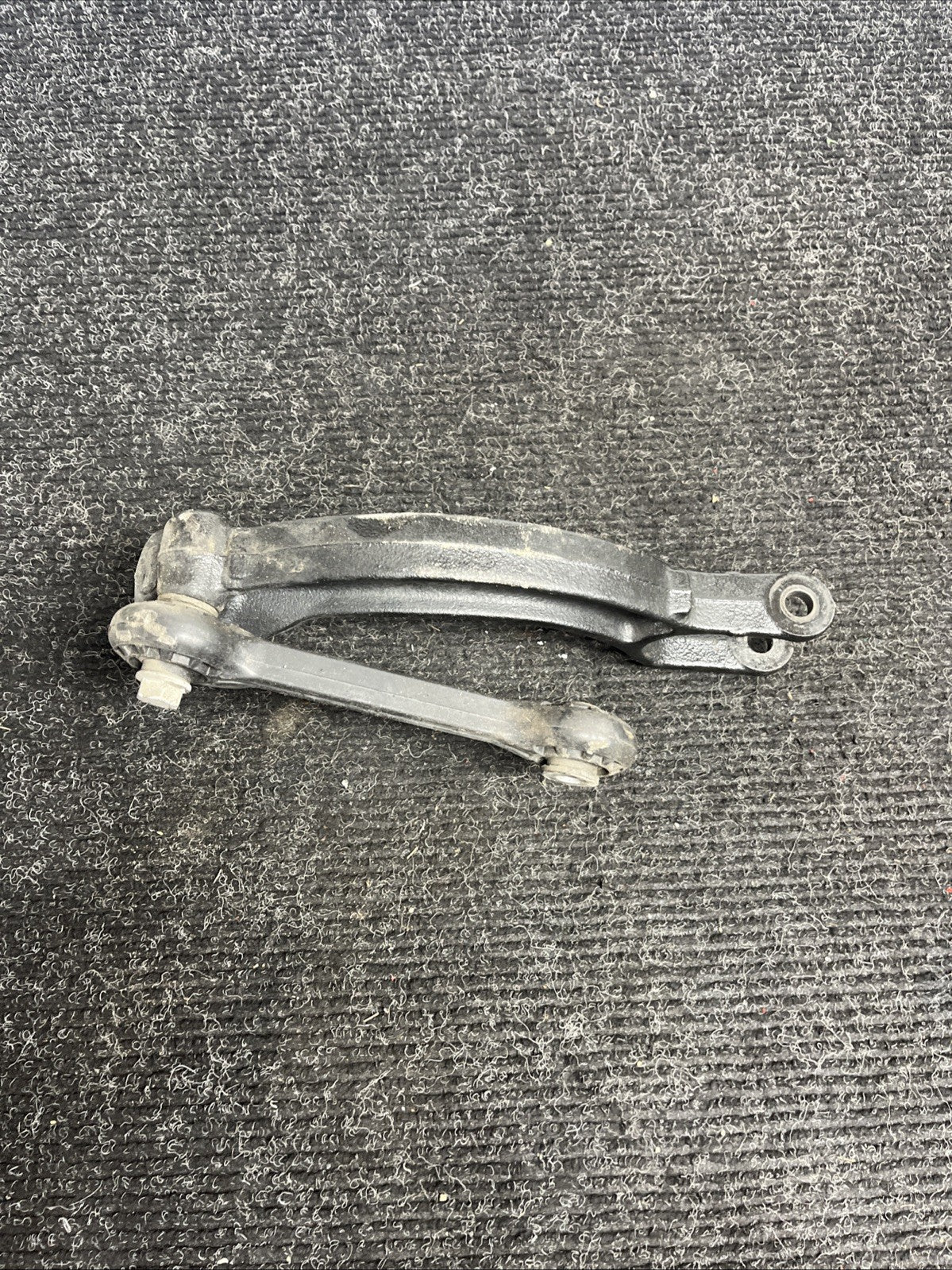 ☑️ 12-18 OEM Audi A6 A7 S6 S7 Front Left Driver Side Strut Fork Mount