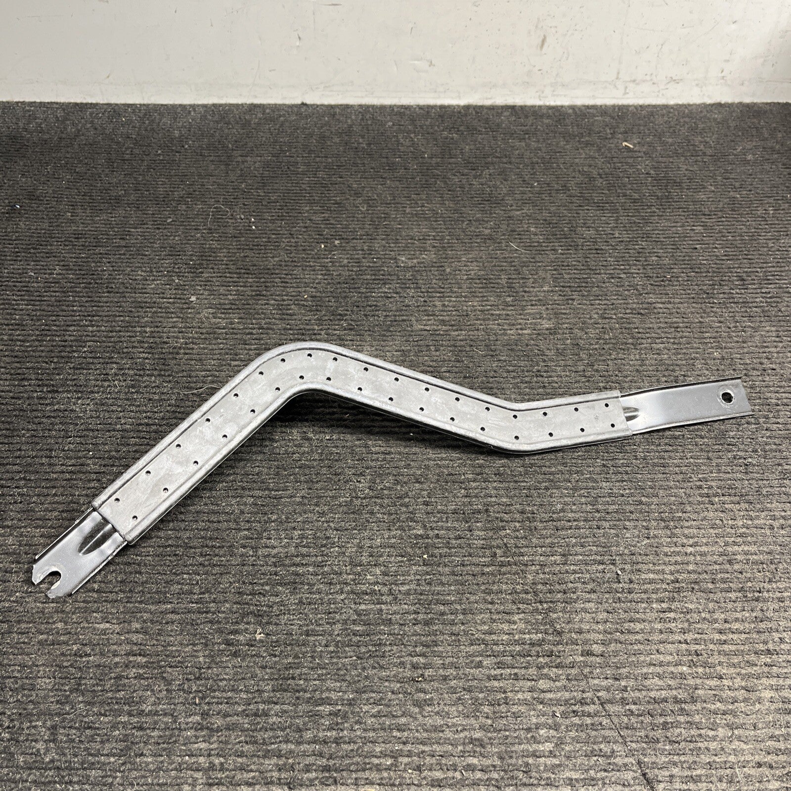 ☑️ 2008-2013 BMW 128i 135i Coupe Battery Protection Bar Bracket Holder Tie OEM