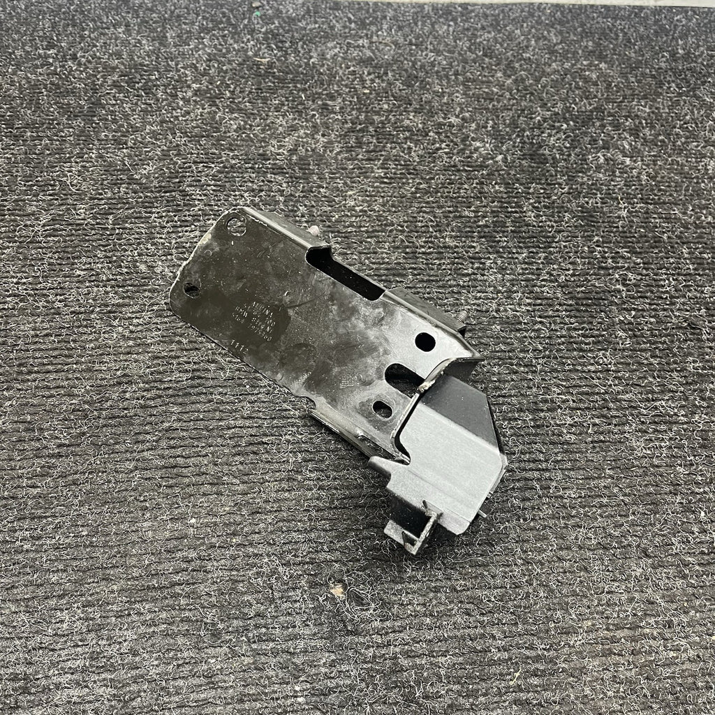 ☑️ 11-13 OEM BMW E92 E93 335is Radiator Support Left Driver Plate Bracket Mount