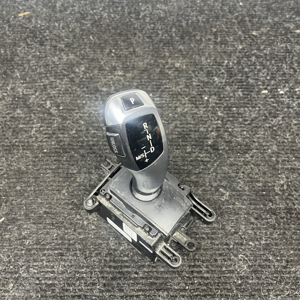 ☑️ 2011 BMW X3 Automatic Gear Shifter Lever Assembly OEM 9253077