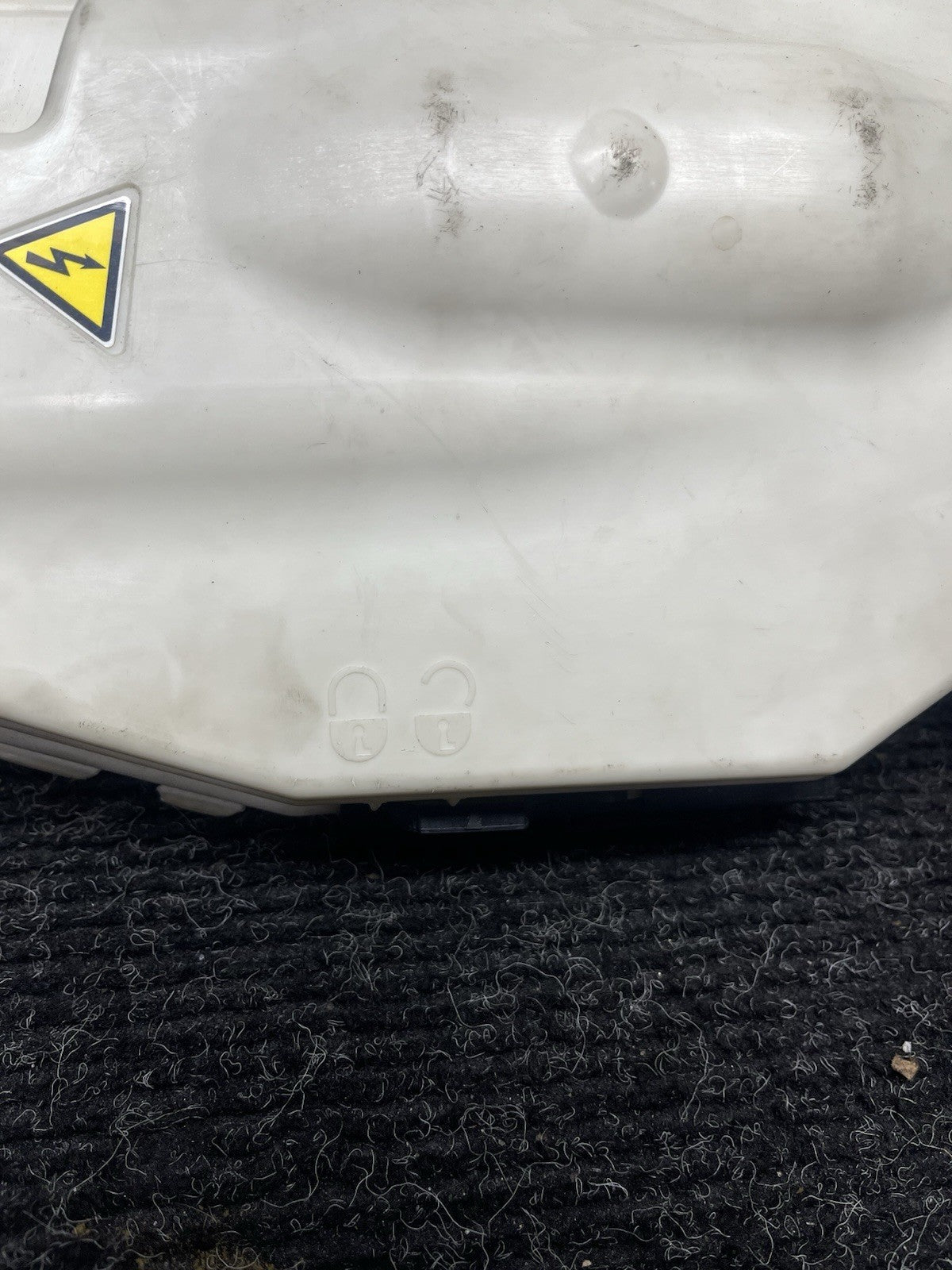 ☑️ 07-13 BMW E90 E92 E93 335i 328i DME ECU Top Cover Housing Piece 7544575 OEM