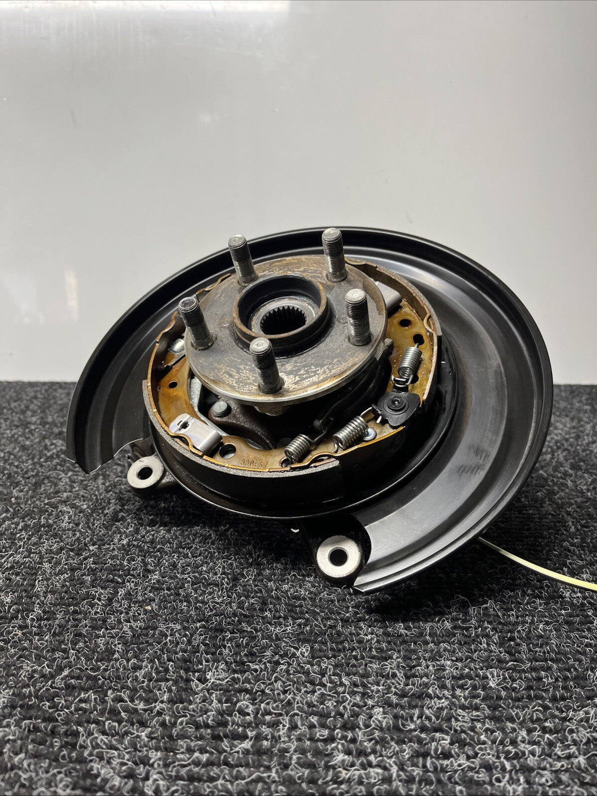 ☑️ 2022-2023 TOYOTA GR86 REAR LEFT DRIVERS SPINDLE KNUCKLE HUB ASSY OEM