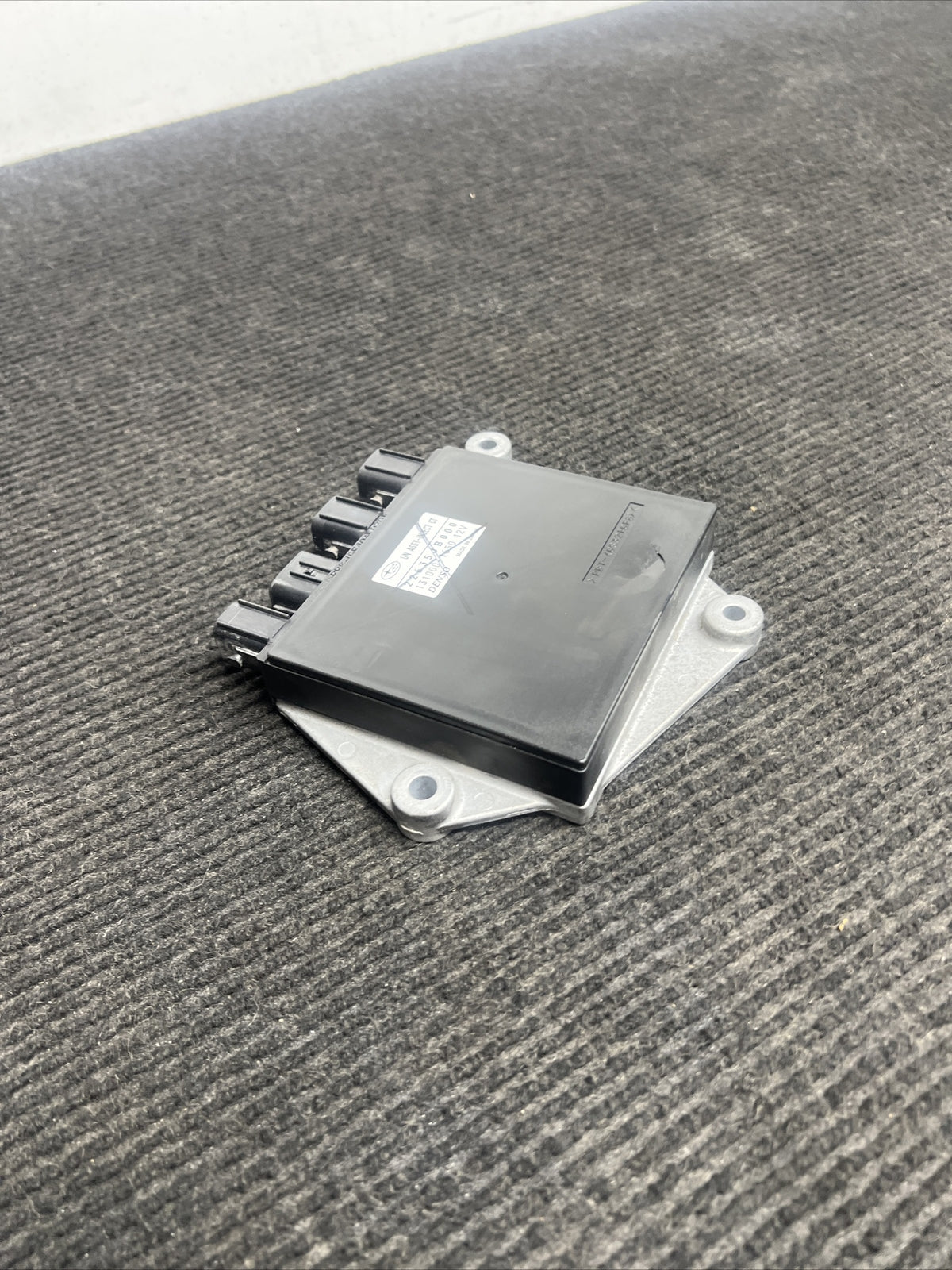 ☑️ 2013 OEM Subaru BRZ Scion FRS fuel injection module 22635-JB000