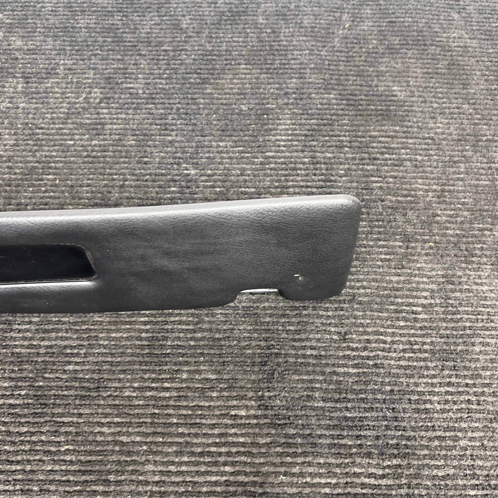 ☑️ 2001-2006 BMW 3 Series E46 Convertible Sun Visor  101-0232400 Passenger