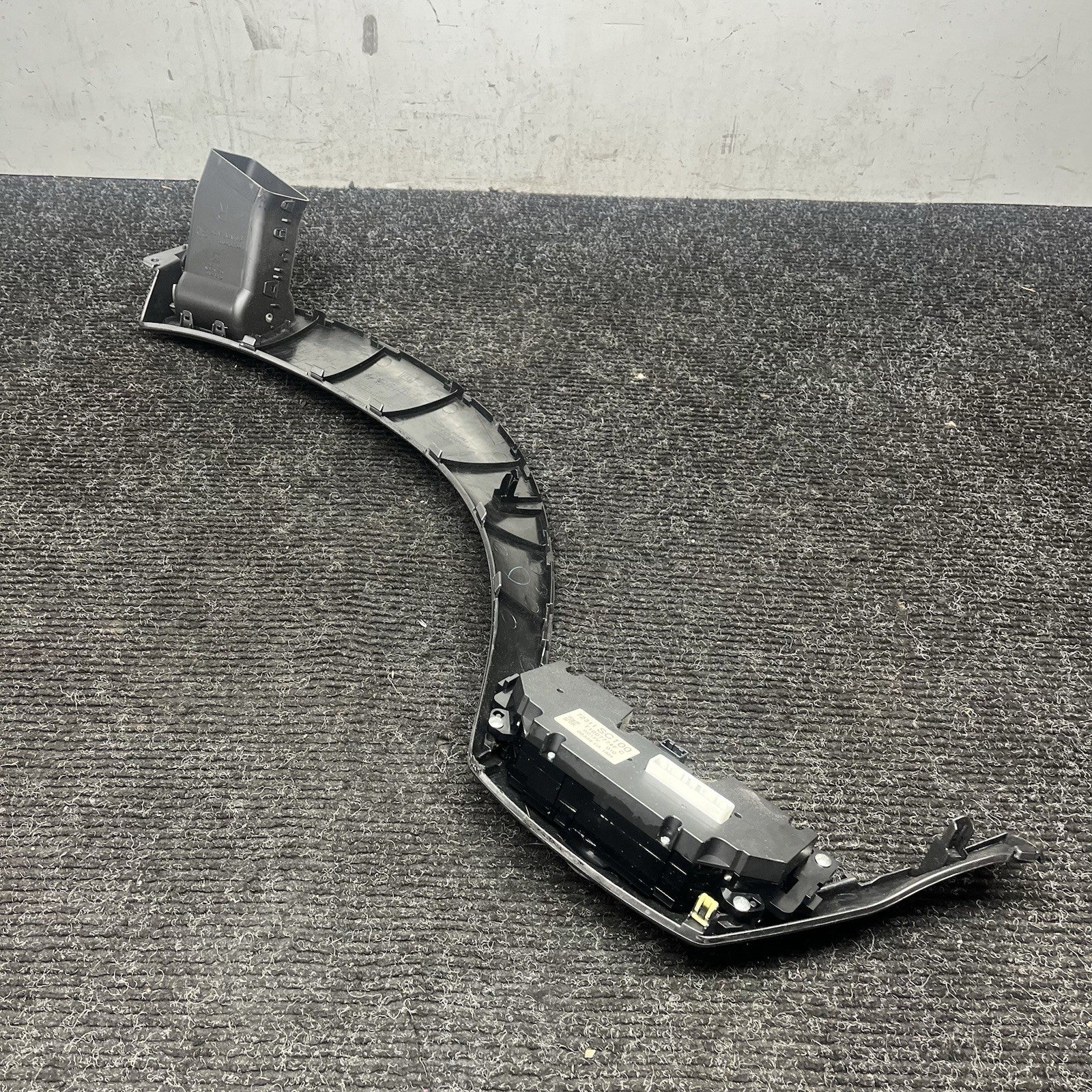 ☑️ 2008-2014 Subaru WRX Impreza Sedan Center Dash Climate Control Trim Bezel