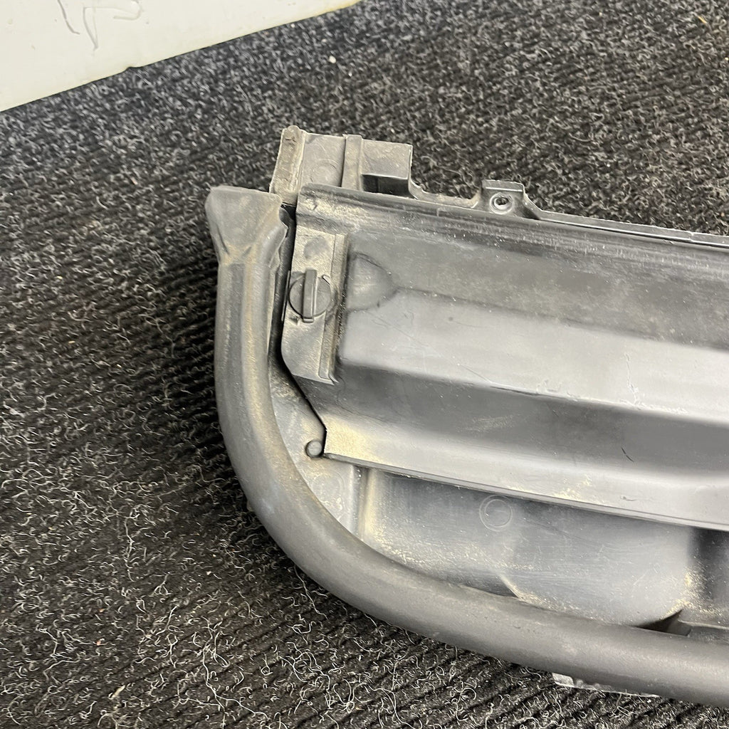☑️ 01-06 OEM BMW E46 M3 325 330 Cabin Air Filter Housing