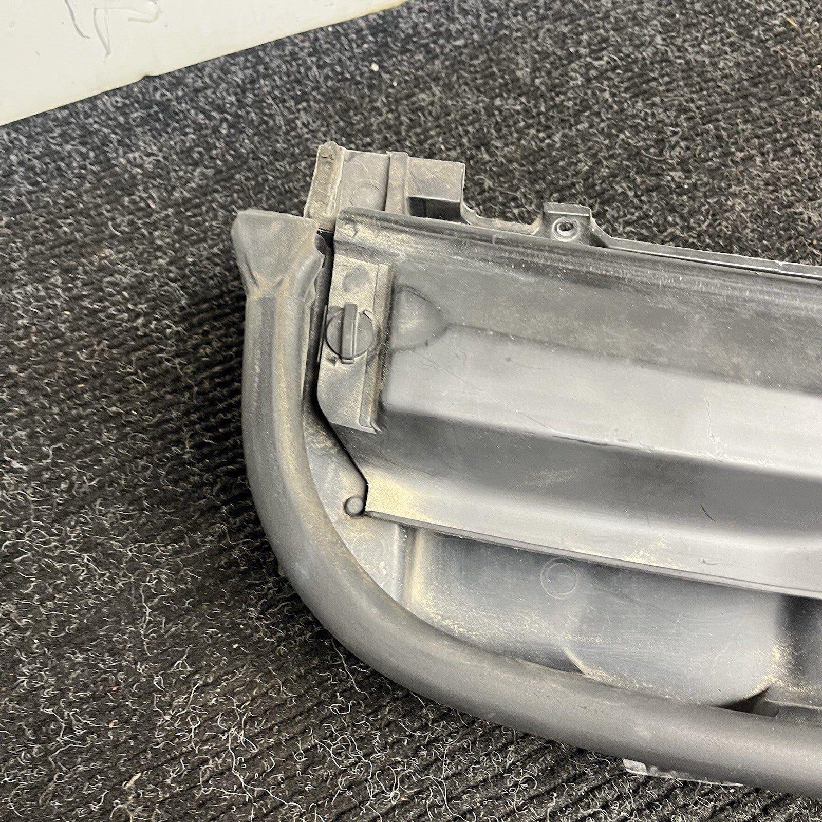 ☑️ 01-06 OEM BMW E46 M3 325 330 Cabin Air Filter Housing
