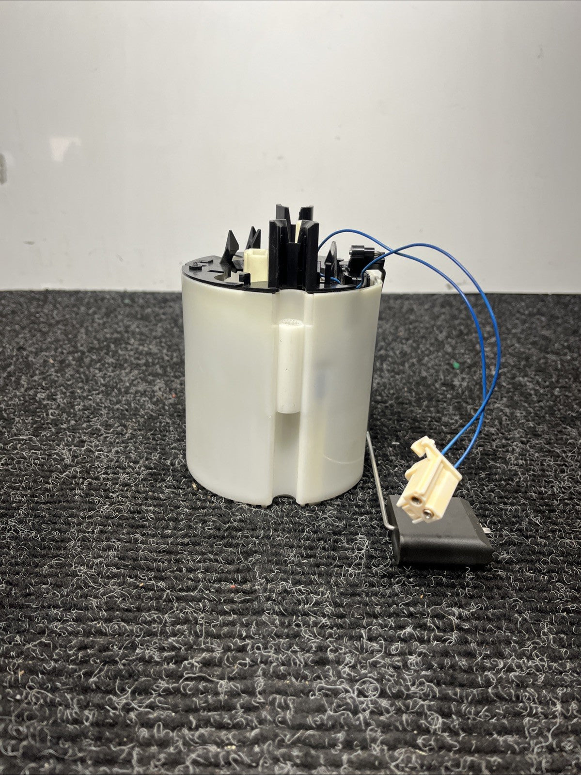 ☑️ 06-13 BMW E82 E88 E90 E91 E92 E93 128I 135I 328I 335I Fuel Pump Sending OEM