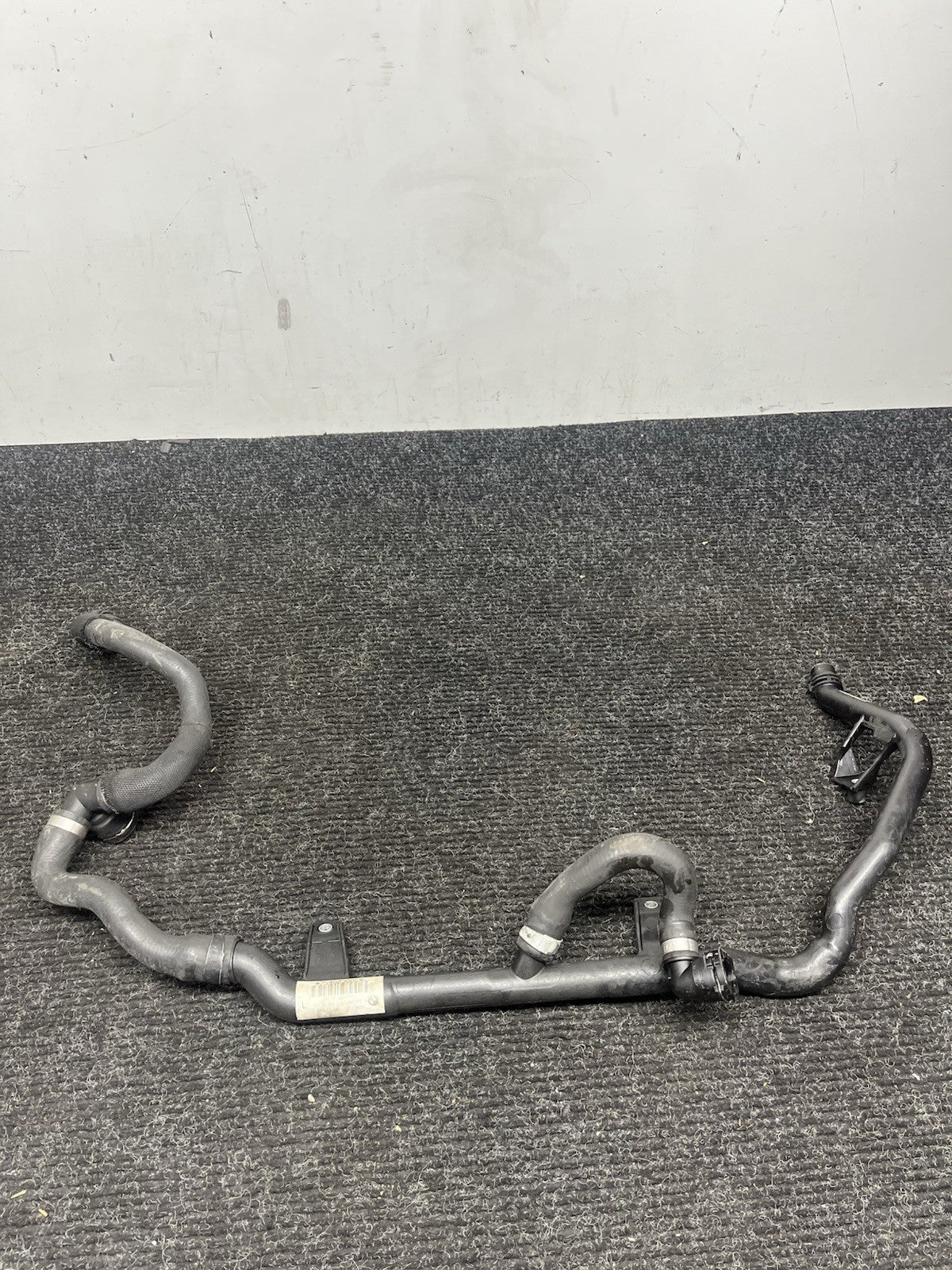 ☑️ OEM BMW E90 E92 E93 N54 RWD AT Thermostat Hose  Coolant Return Pipe Line