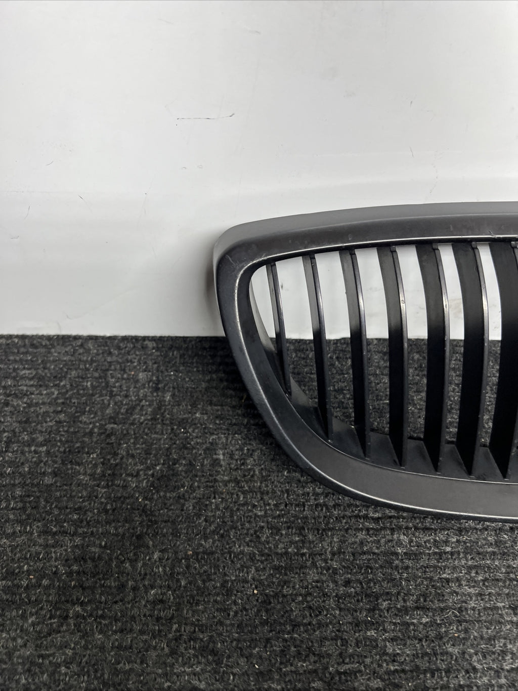Front Hood Grille Right Passenger Side For BMW OEM# 51137157278 E92 E93 Chrome