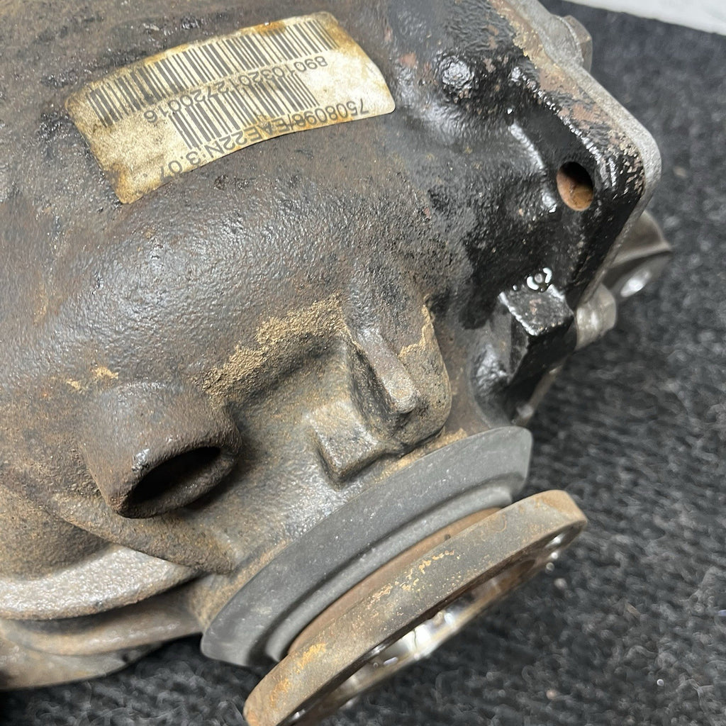 ☑️ BMW E46 Rear Differential Final Drive Manual 3.07 OEM 01-06 330i 330ci