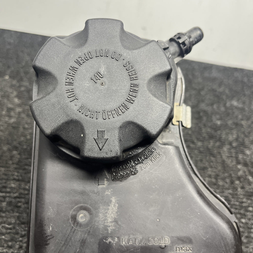 ☑️ 06-13 BMW E82 E88 E90 E92 E93 Radiator Expansion Tank Coolant Reservoir OEM