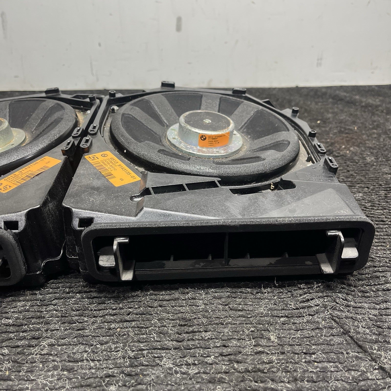 ☑️ OEM BMW E88 E92 E93 Bass Speakers Sub Subwoofer Logic 7 Harman Kardon DSP L7
