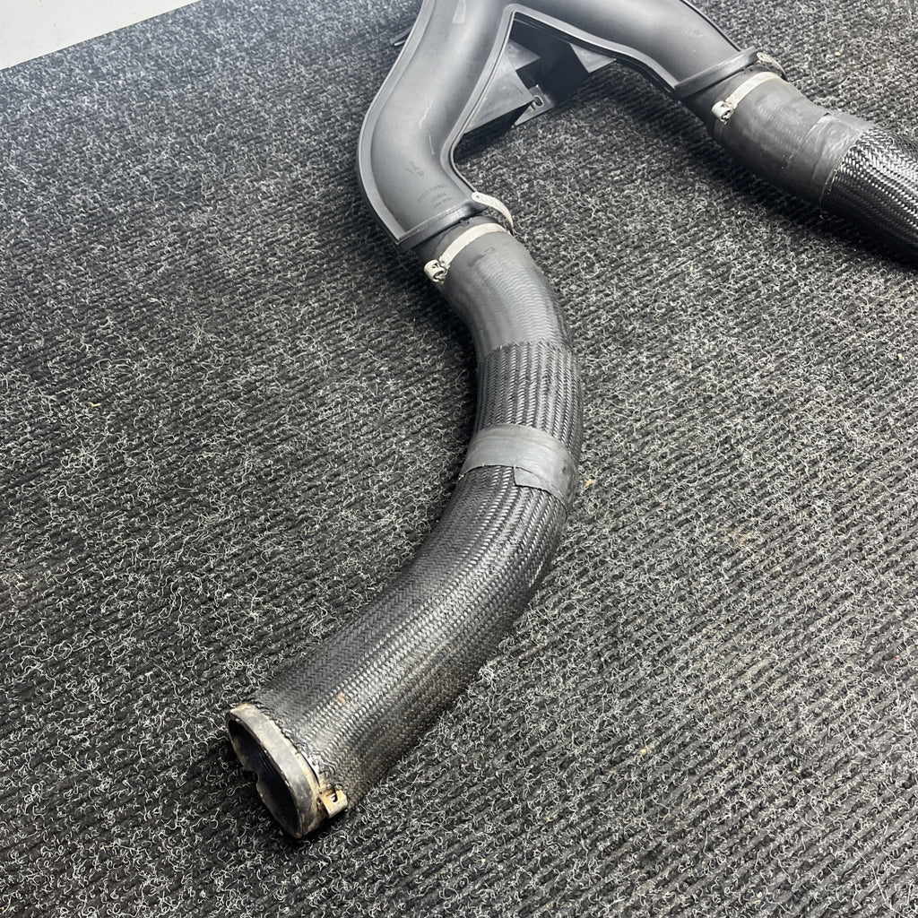 ☑️ 2013-2022 MASERATI LEVANTE 3.0L AIR INLET TUBE DUCT HOSE Y PIPE 670039138 OEM
