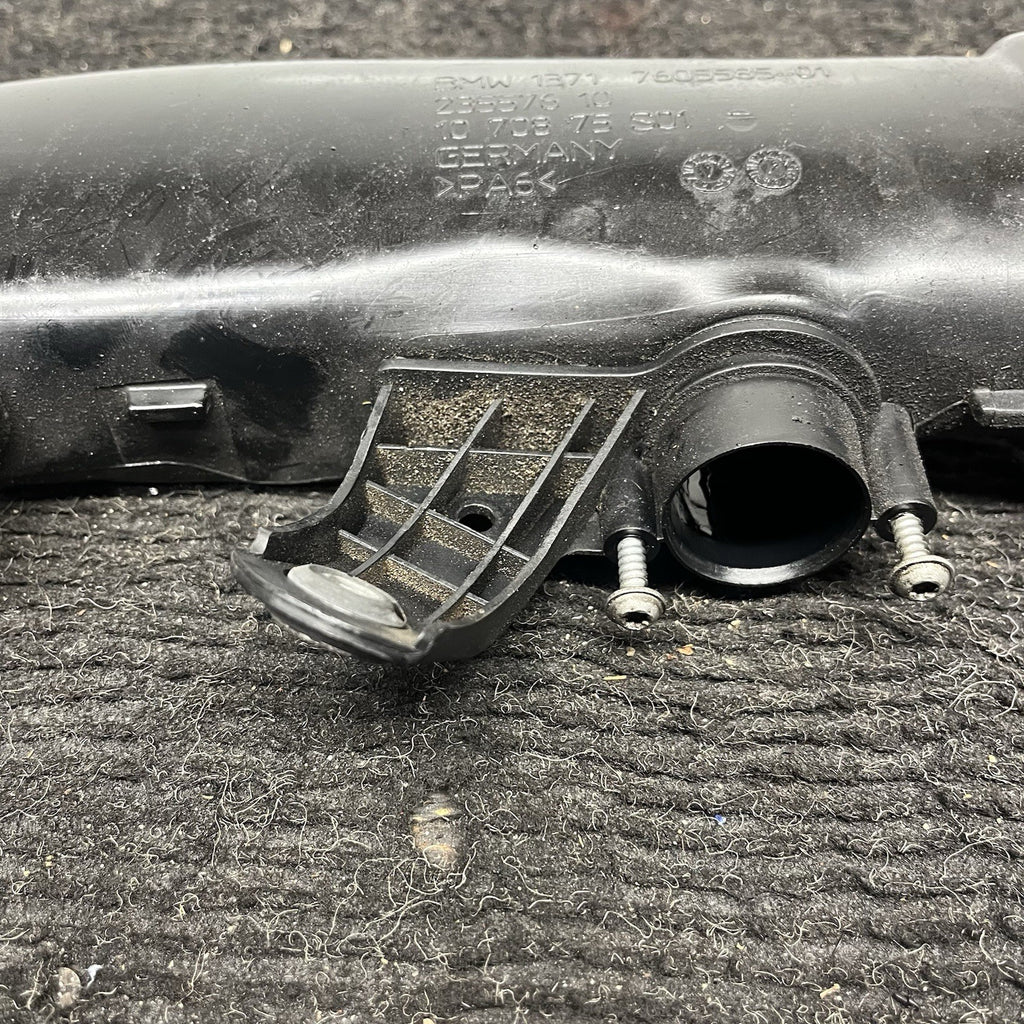 ☑️ BMW F15 X5 X6 35i 3.0L Air Intake Cleaner Duct Tube 7605585 OEM